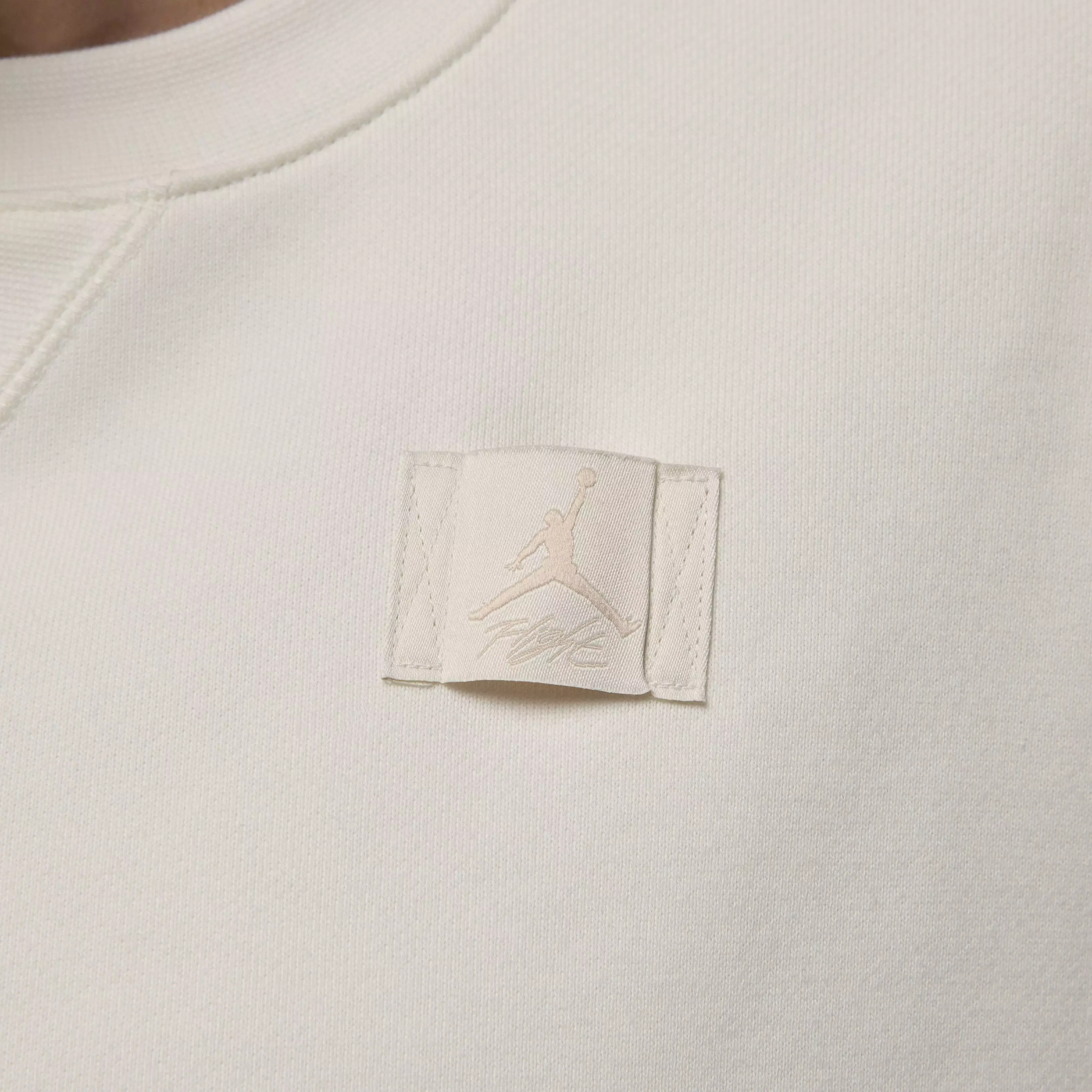 Jordan Women's Flight Fleece Crewneck Sweatshirt - WHITE