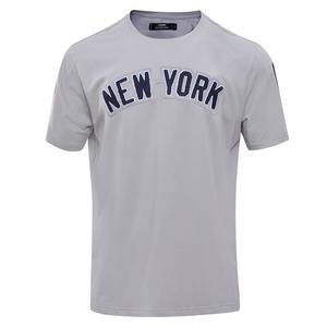 Pro Standard Men's MLB New York Yankees Classic Chenille Top