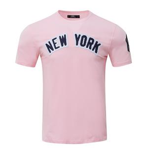 Pro Standard Men's MLB New York Yankees Classic Chenille Top