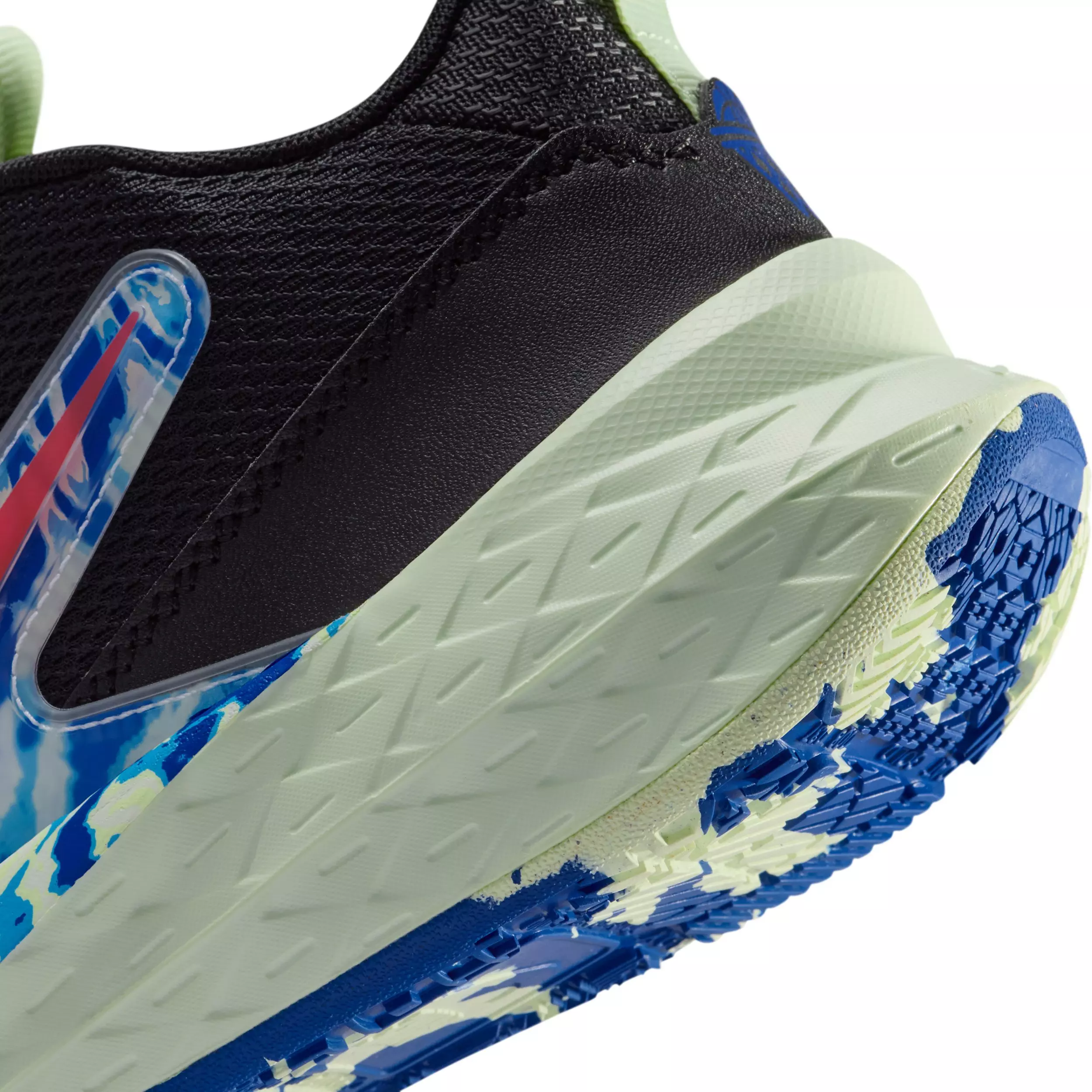 Nike Team Hustle D 12 "Black/Game Royal/Volt Tint/Bright Crimson" Grade School Boys' Basketball Shoe - BLACK/ROYAL/VOLT/CRIMSON