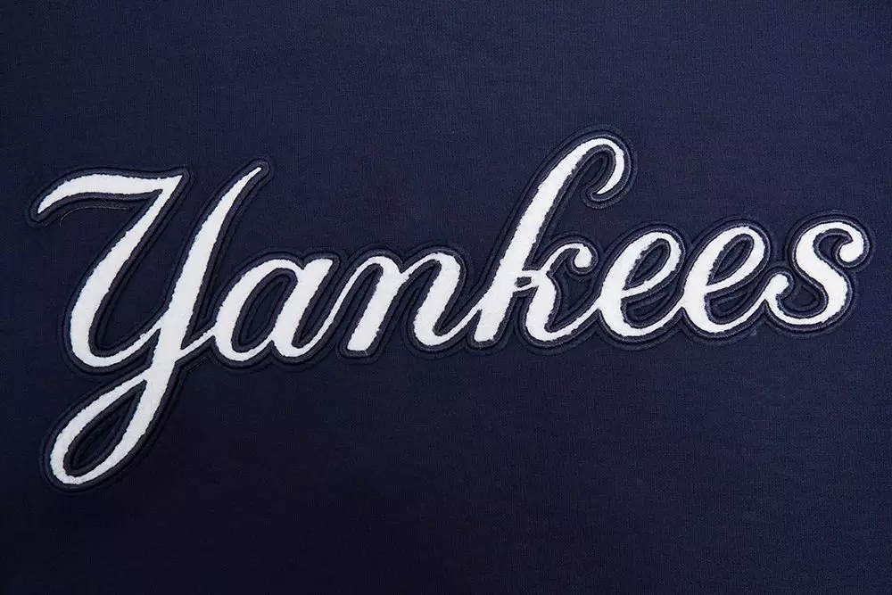 Pro Standard Men's MLB New York Yankees Classic Warm Up Jacket - Navy - NAVY