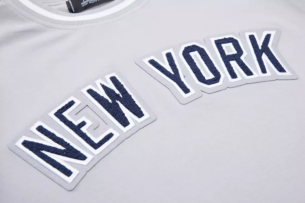 Pro Standard Men's MLB New York Yankees Classic Chenille Striped Sleeve Top - GREY