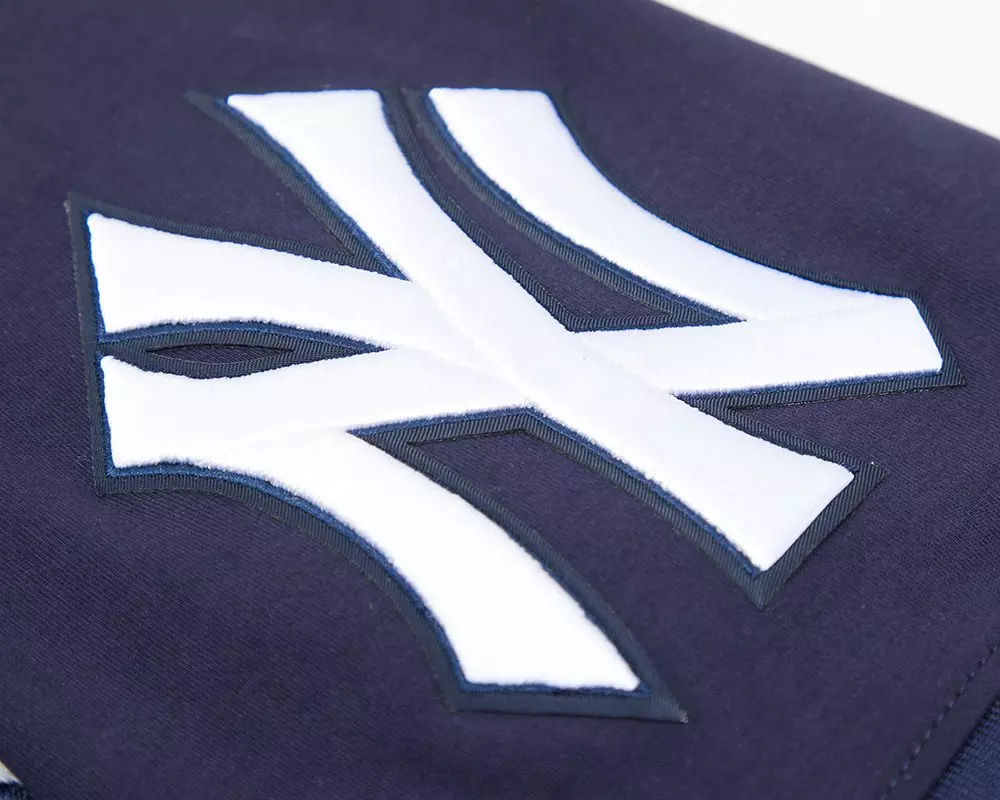 Pro Standard Men's MLB New York Yankees Classic Chenille Striped Sleeve Top - NAVY