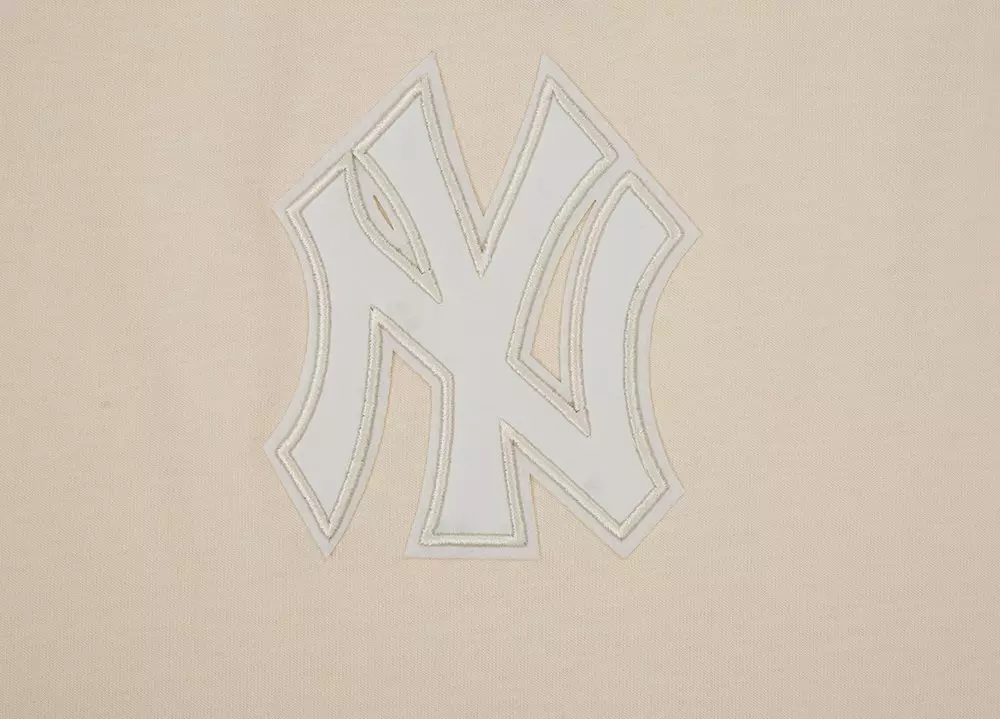 Pro Standard Men's MLB New York Yankees Neutral Drop Shoulder Top - CREAM