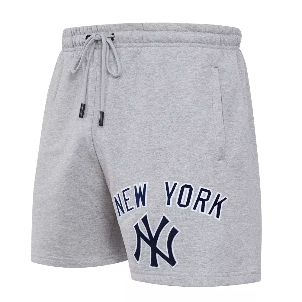 Pro Standard Men's MLB New York Yankees Bristle Fleece Shorts - GREY