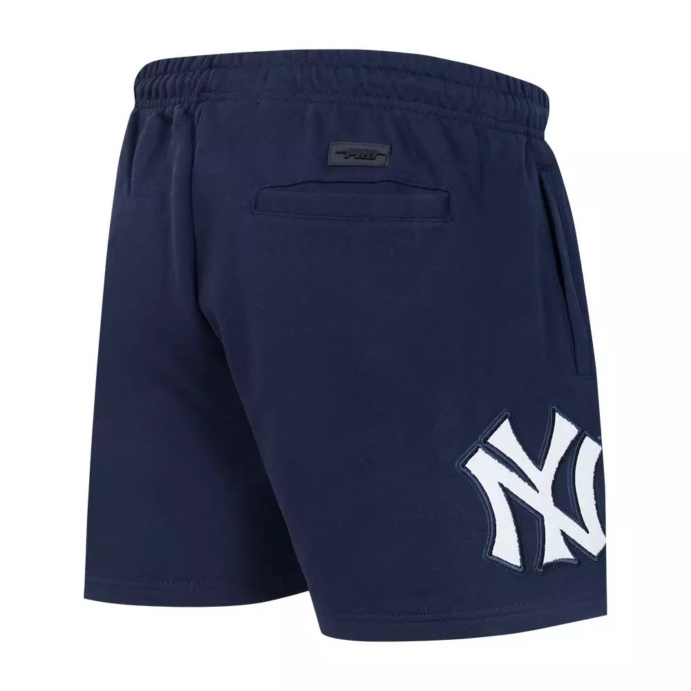Pro Standard Men's MLB New York Yankees Retro Classic Fleece Shorts - NAVY