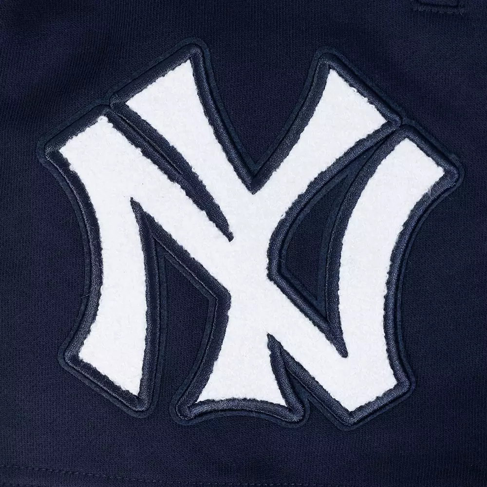 Pro Standard Men's MLB New York Yankees Retro Classic Fleece Shorts - NAVY