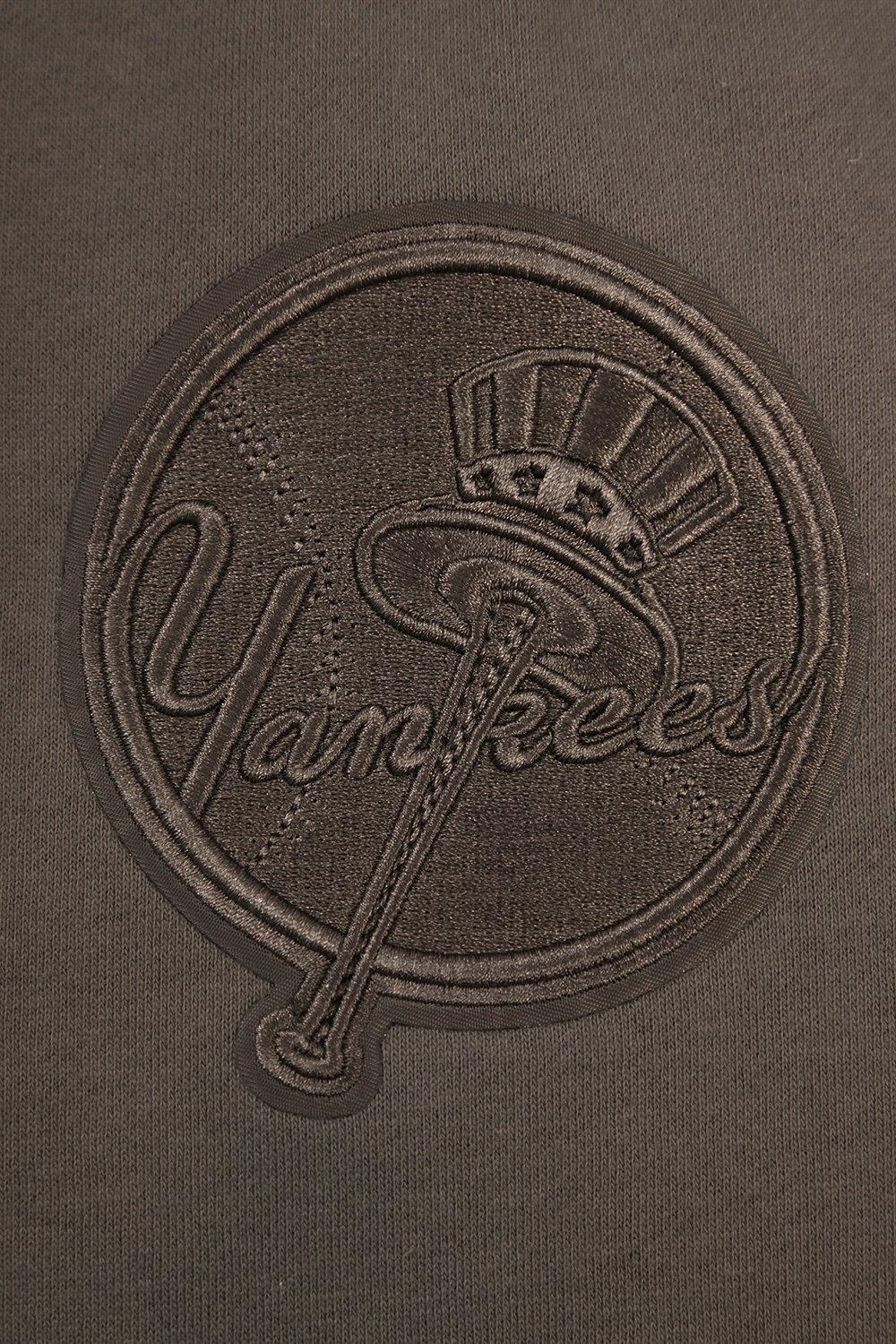 Pro Standard Men's MLB New York Yankees Neutral Fleece Short - DK BROWN Thumbnail View 5