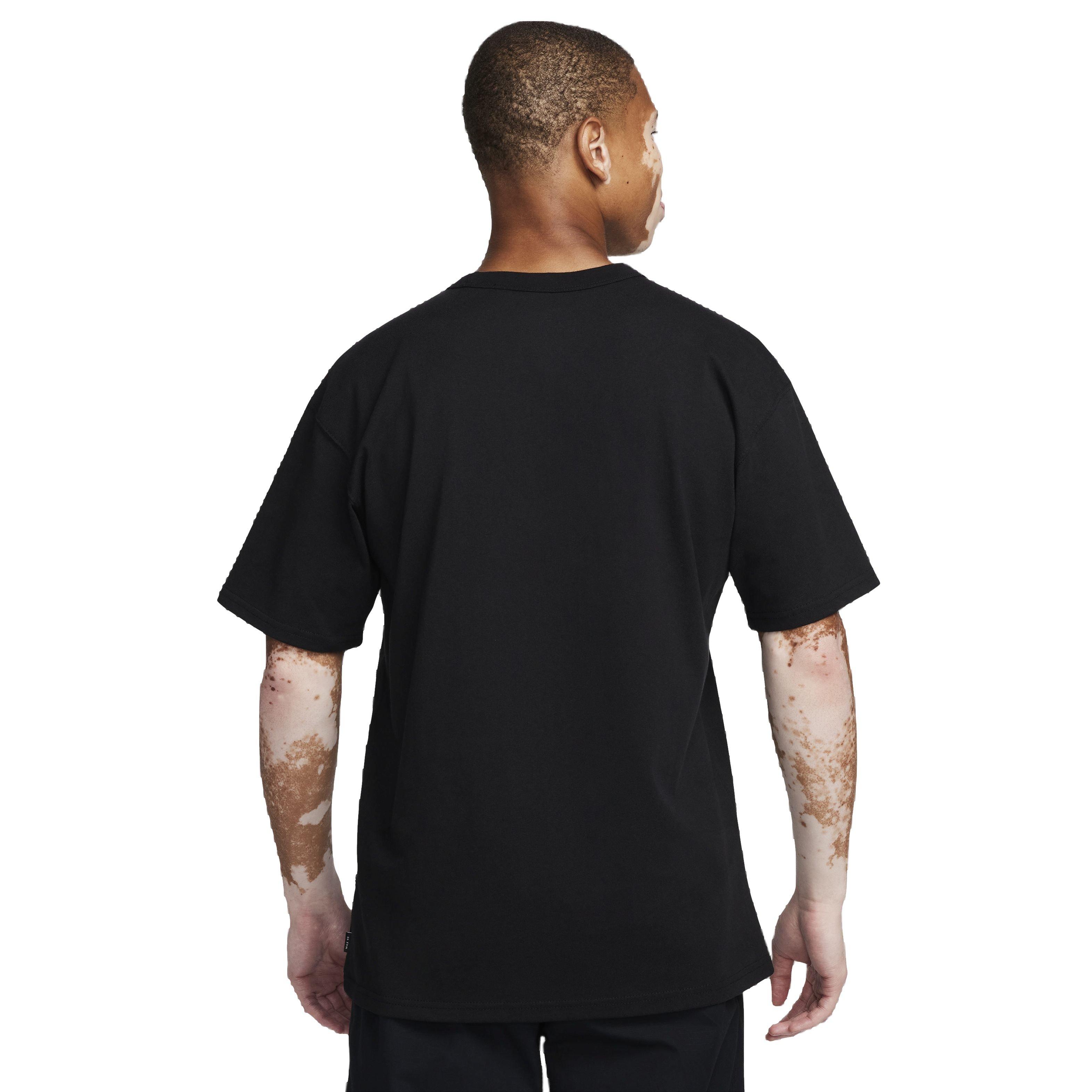 Nike Men's Sportswear Premium Essentials Pocket T-Shirt - BLACK Thumbnail View 2