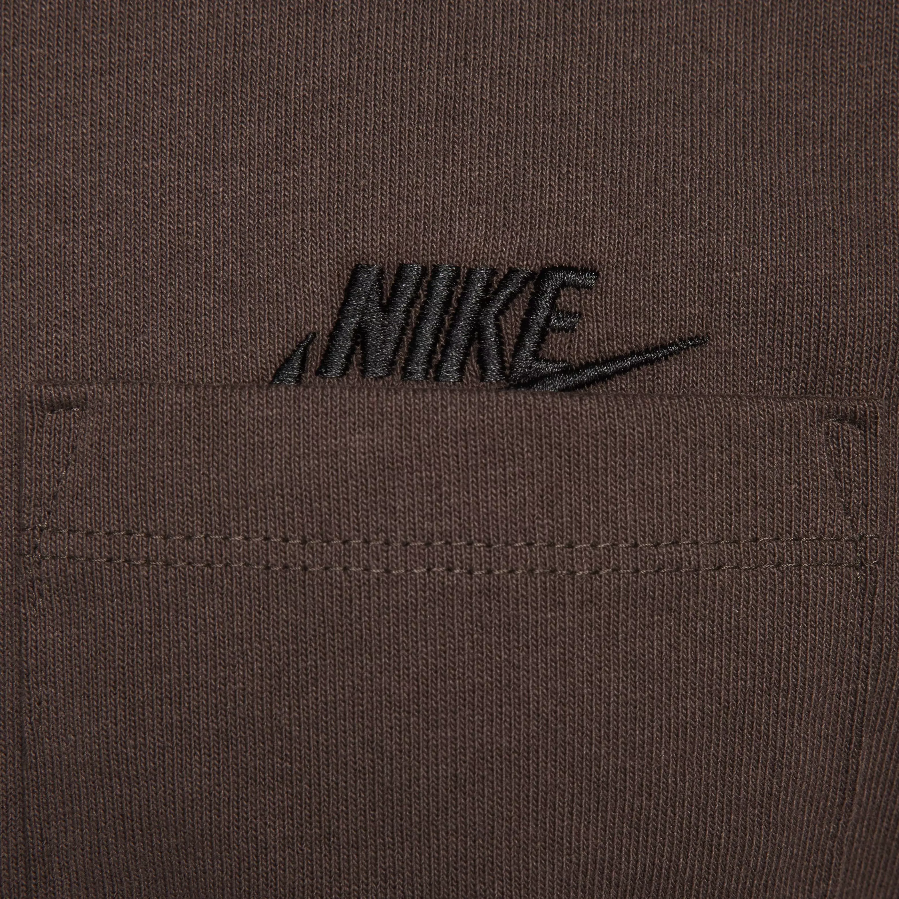 Nike Men's Sportswear Premium Essentials Pocket T-Shirt - BROWN