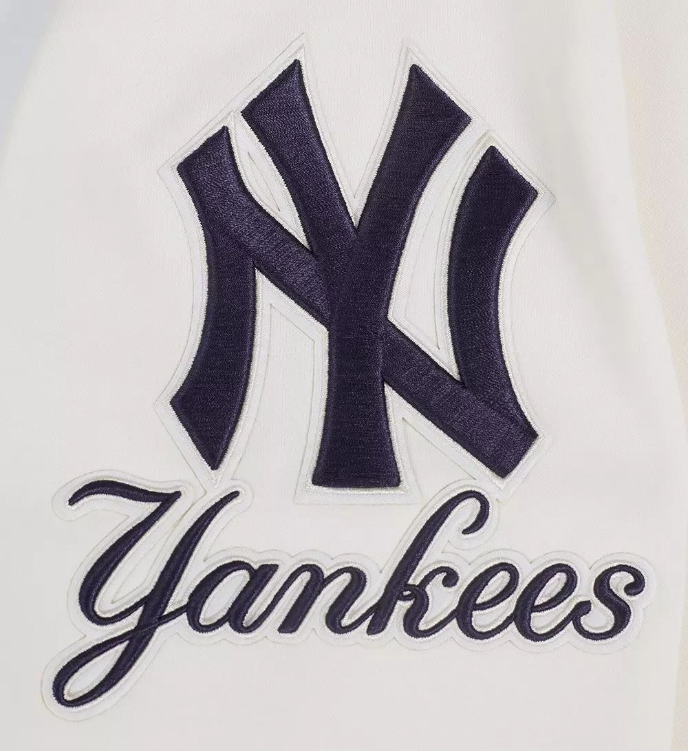 Pro Standard Men's MLB New York Yankees Chenille Pullover Hoodie - CREAM