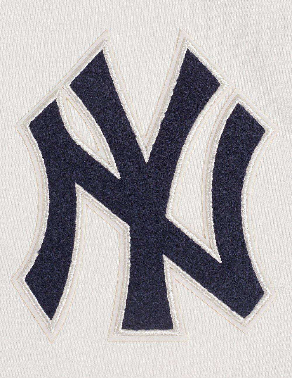 Pro Standard Men's MLB New York Yankees Chenille Pullover Hoodie - CREAM Thumbnail View 6