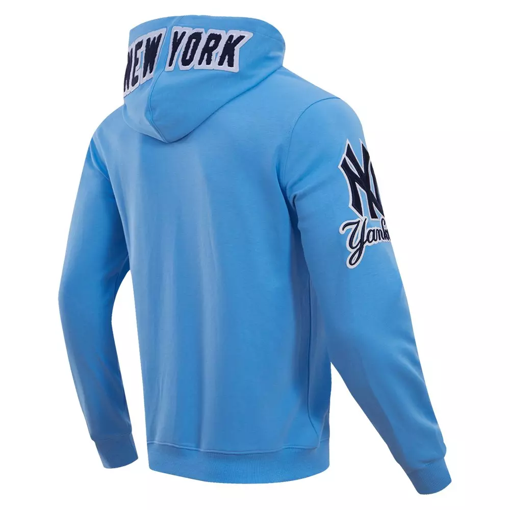 Pro Standard Men's MLB New York Yankees Chenille Pullover Hoodie - BLUE