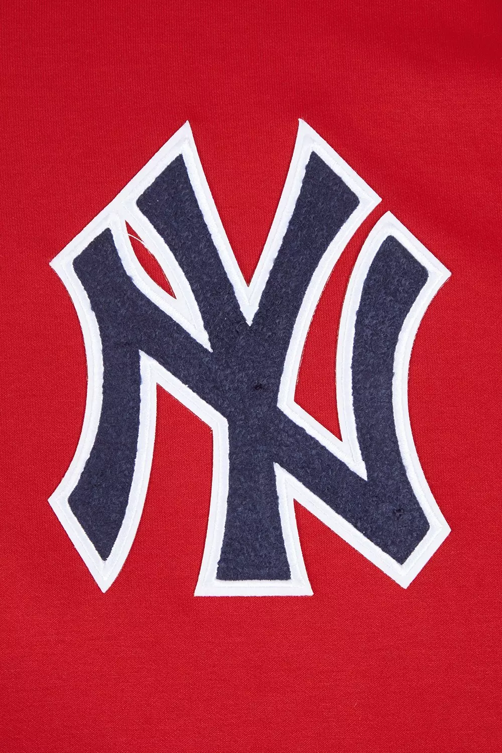 Pro Standard Men's MLB New York Yankees Chenille Pullover Hoodie - RED