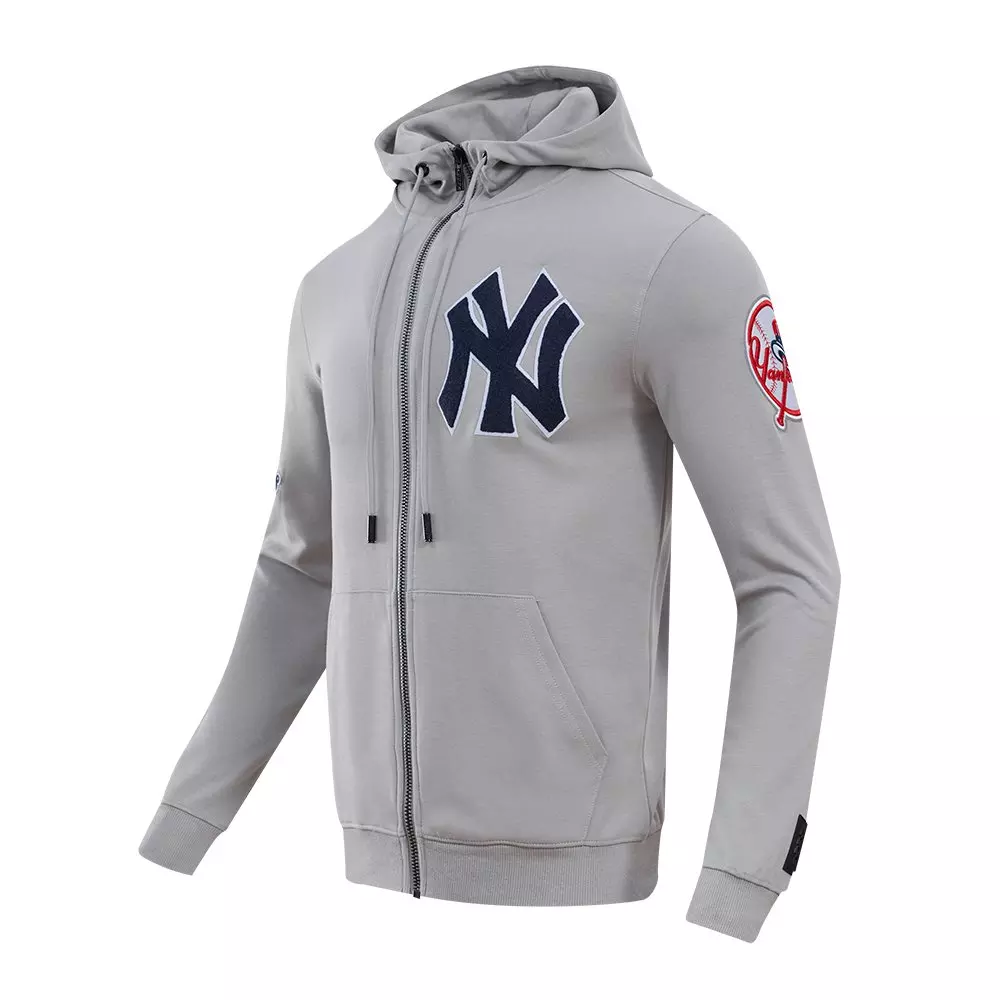 Pro Standard Men's MLB New York Yankees Classic Chenille Full Zip Hooded Jacket - GREY