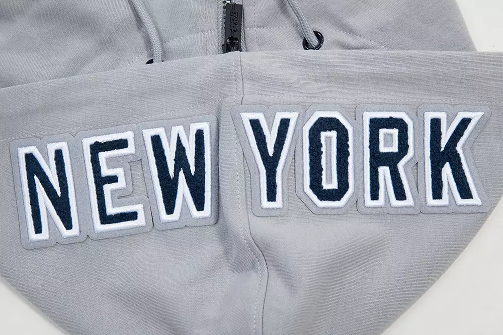 Pro Standard Men's MLB New York Yankees Classic Chenille Full Zip Hooded Jacket - GREY