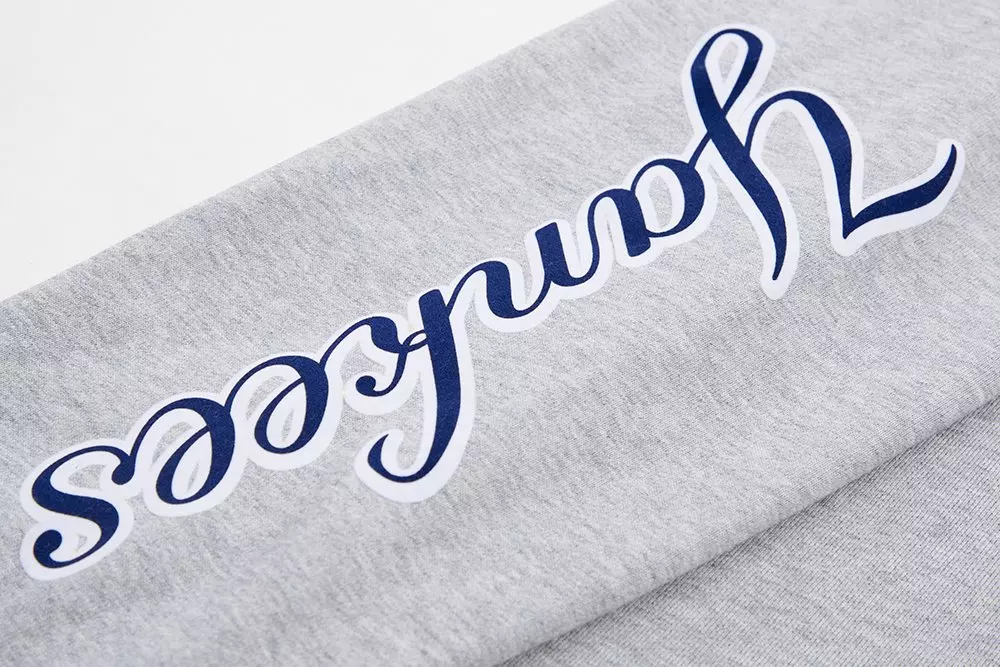 Pro Standard Men's MLB New York Yankees Classic Crewneck - GREY