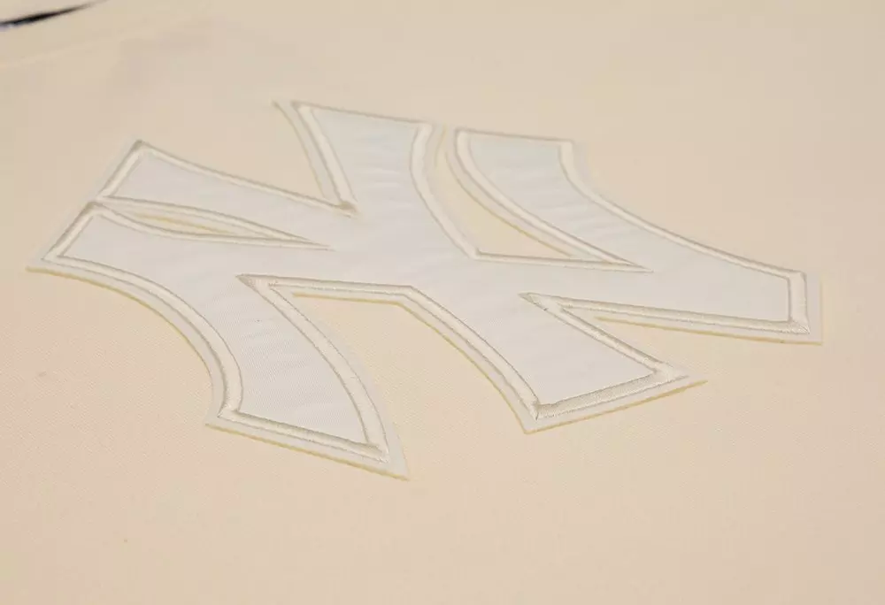 Pro Standard Men's MLB New York Yankees Neutral Drop Shoulder Fleece Crewneck - CREAM