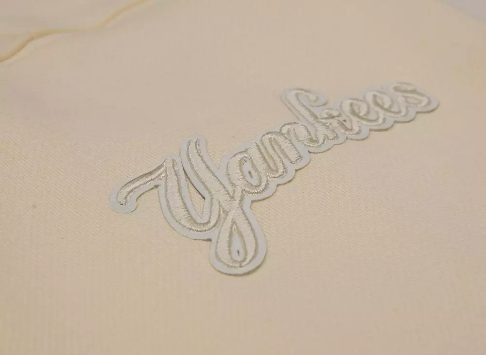 Pro Standard Men's MLB New York Yankees Neutral Drop Shoulder Fleece Crewneck - CREAM