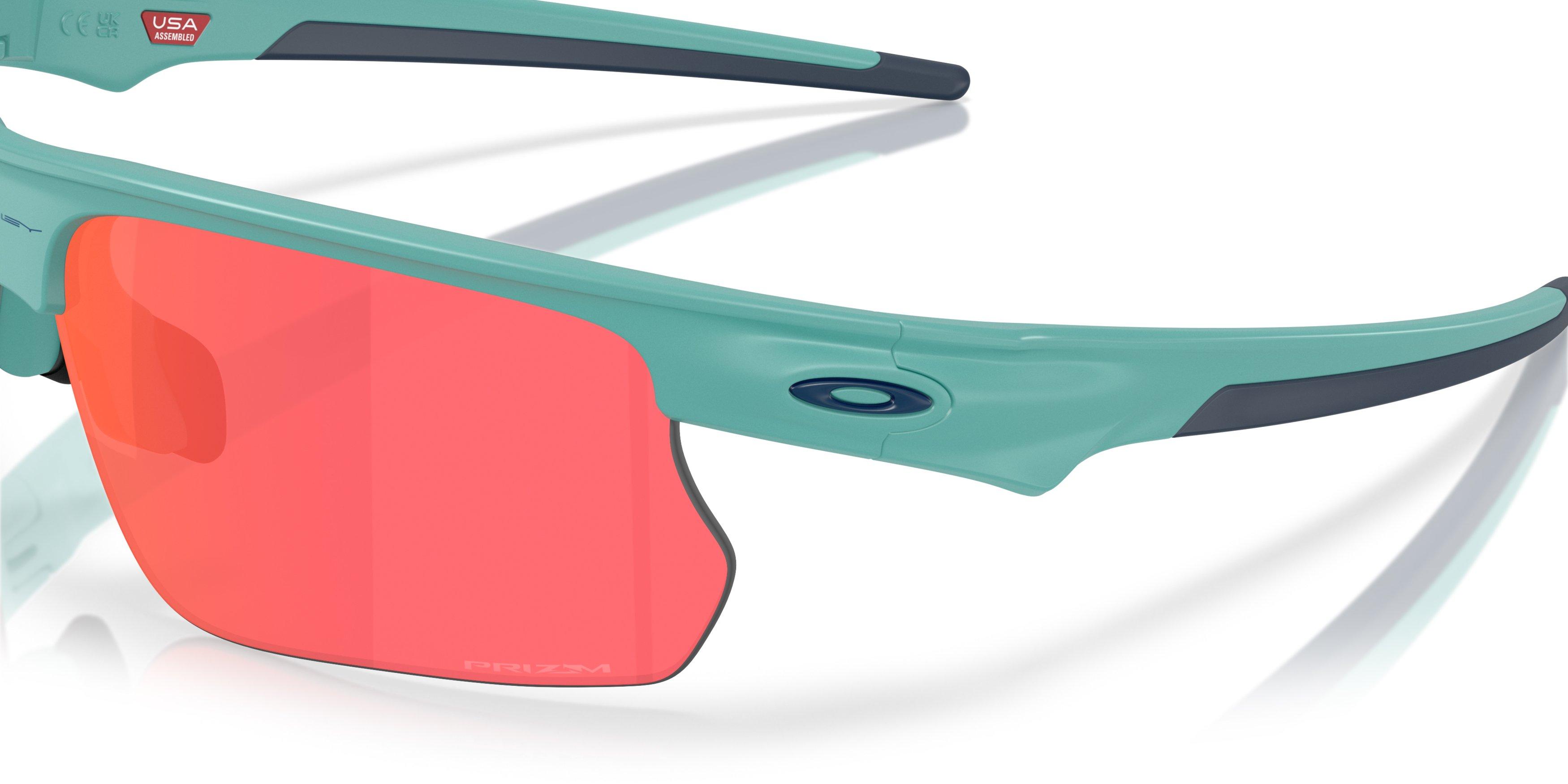 Oakley BiSphaera Prizm Trail Torch Sunglasses - Matte Pacific - BLUE/RED Thumbnail View 5