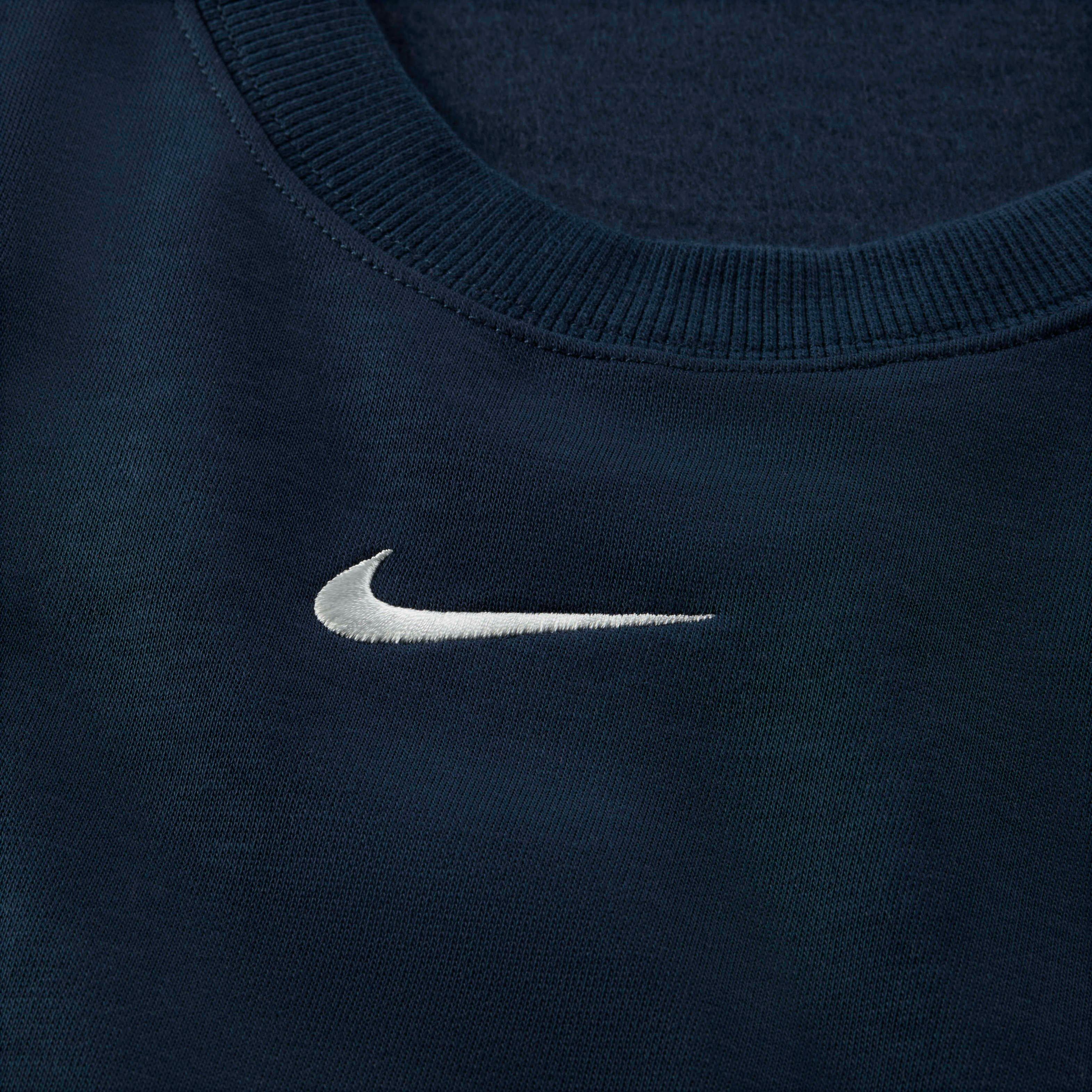 Nike Women's Sportswear Phoenix Brushed Fleece Oversized Crewneck Sweatshirt - NAVY Thumbnail View 7