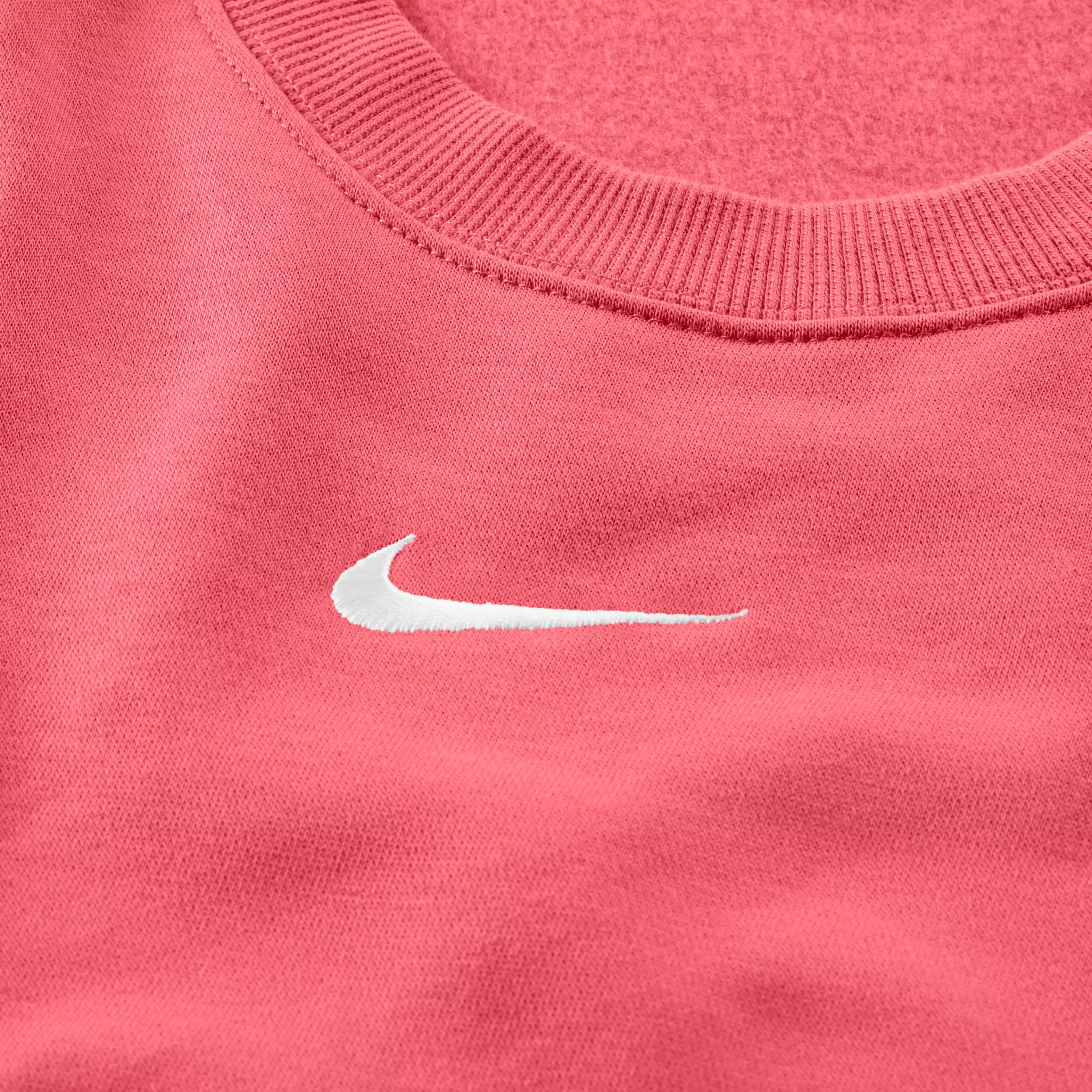 Nike Women's Sportswear Phoenix Brushed Fleece Oversized Crewneck Sweatshirt - PINK
