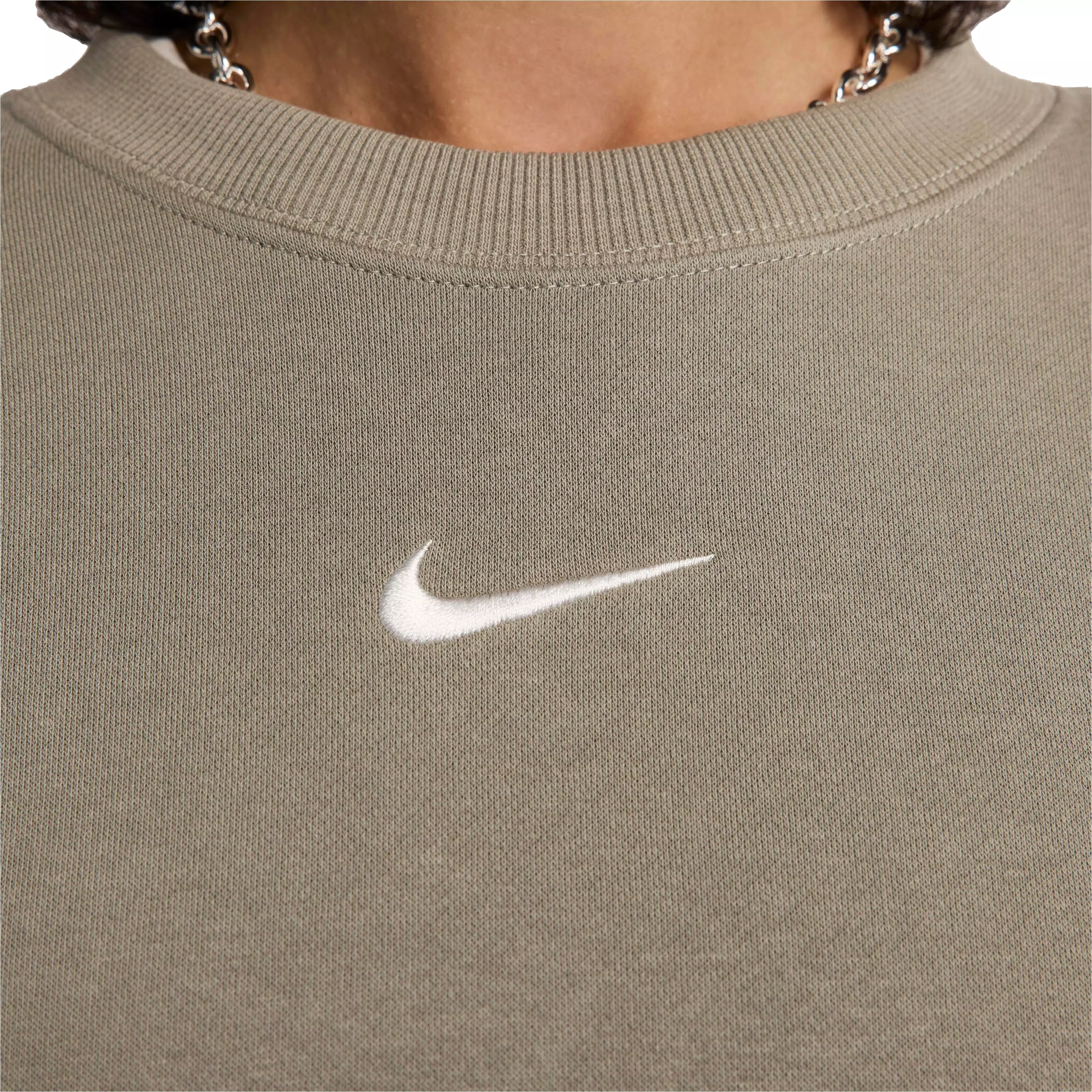 Nike Women's Sportswear Phoenix Brushed Fleece Oversized Crewneck Sweatshirt - GREEN