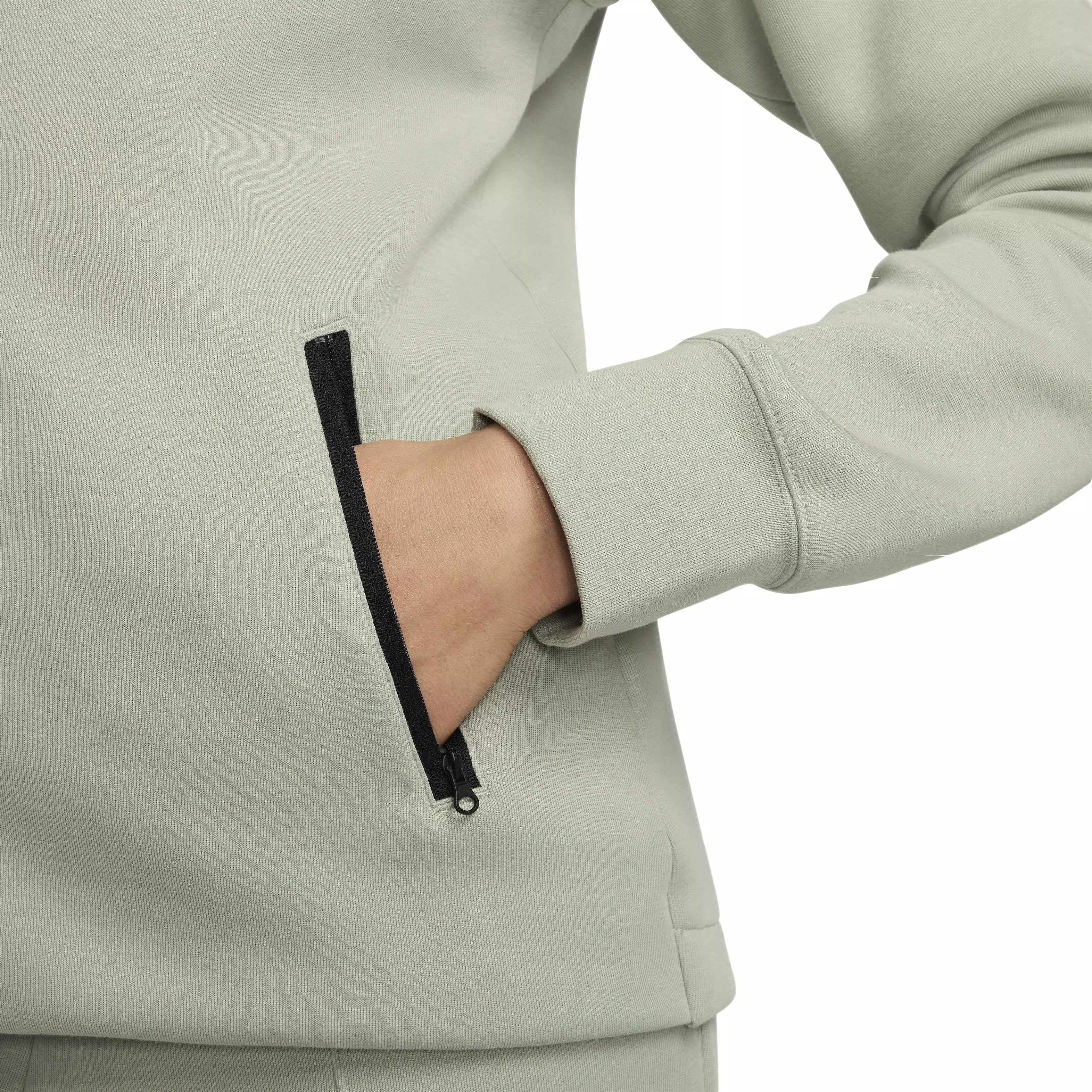 Nike Women's Sportswear Tech Fleece Windrunner Jacket - GREEN