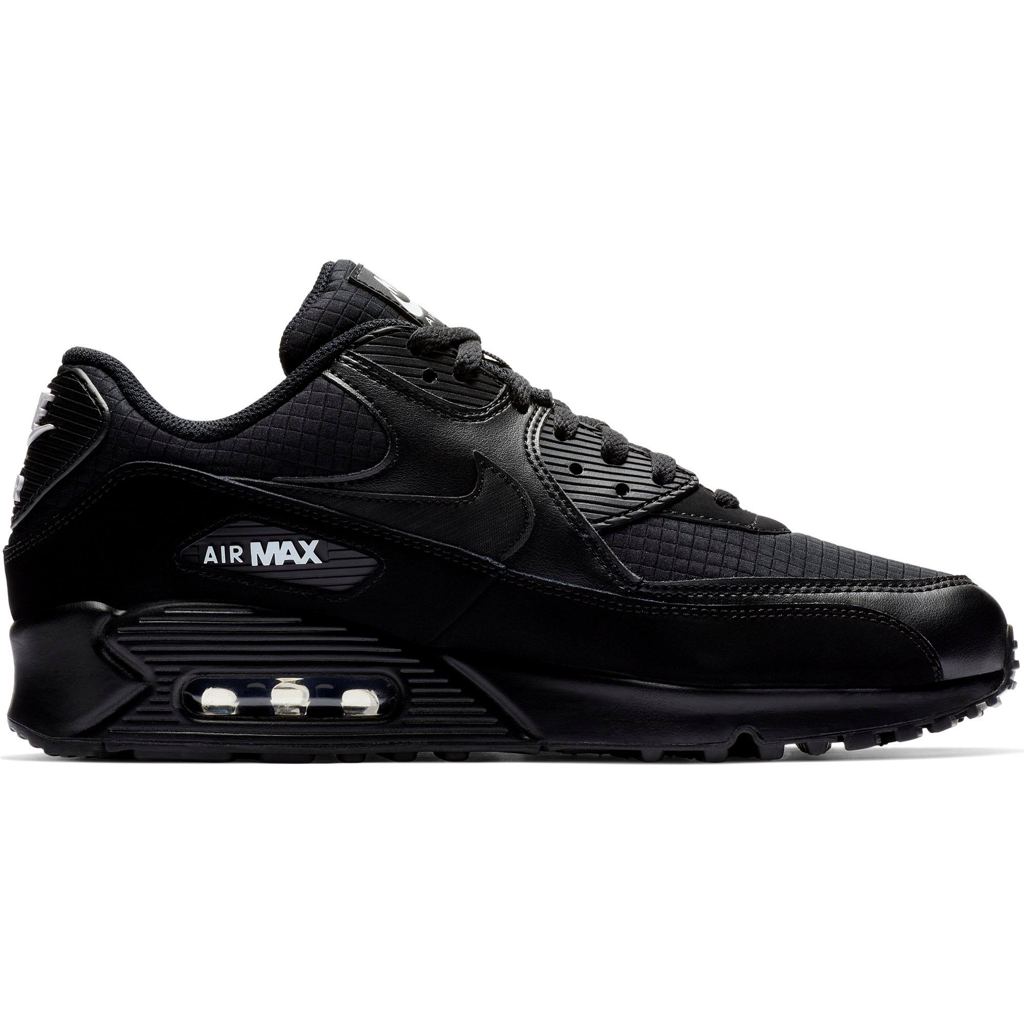 nike air max 90 essential black on feet