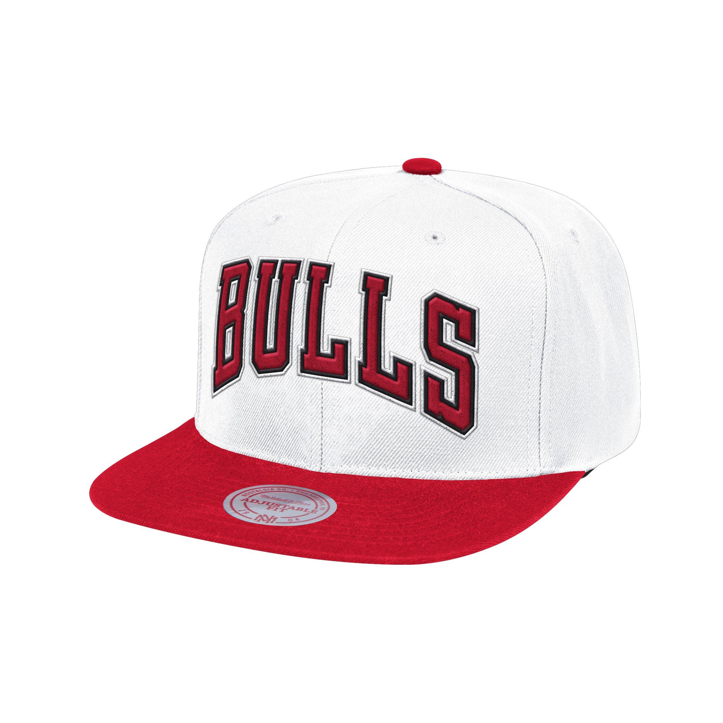 Mitchell & Ness Chicago Bulls Core Basics Snapback Hat - WHITE Thumbnail View 1