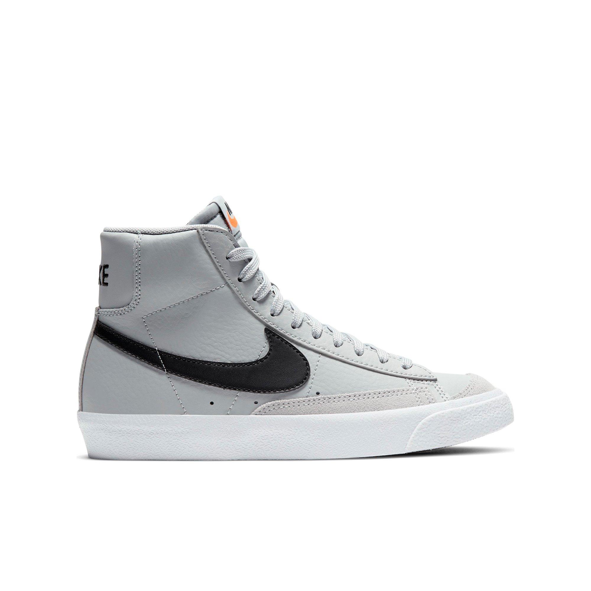 blazer nike grey