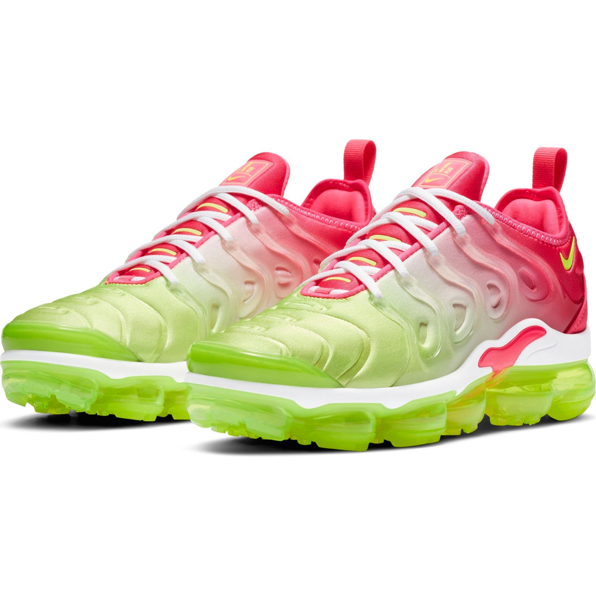 pink green vapormax