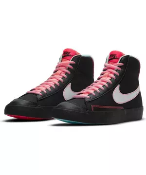 FALSO cueva Teleférico Nike Blazer Mid '77 "Black/White/Atomic Pink/Blue" Grade School Girls' Shoe  - Hibbett | City Gear