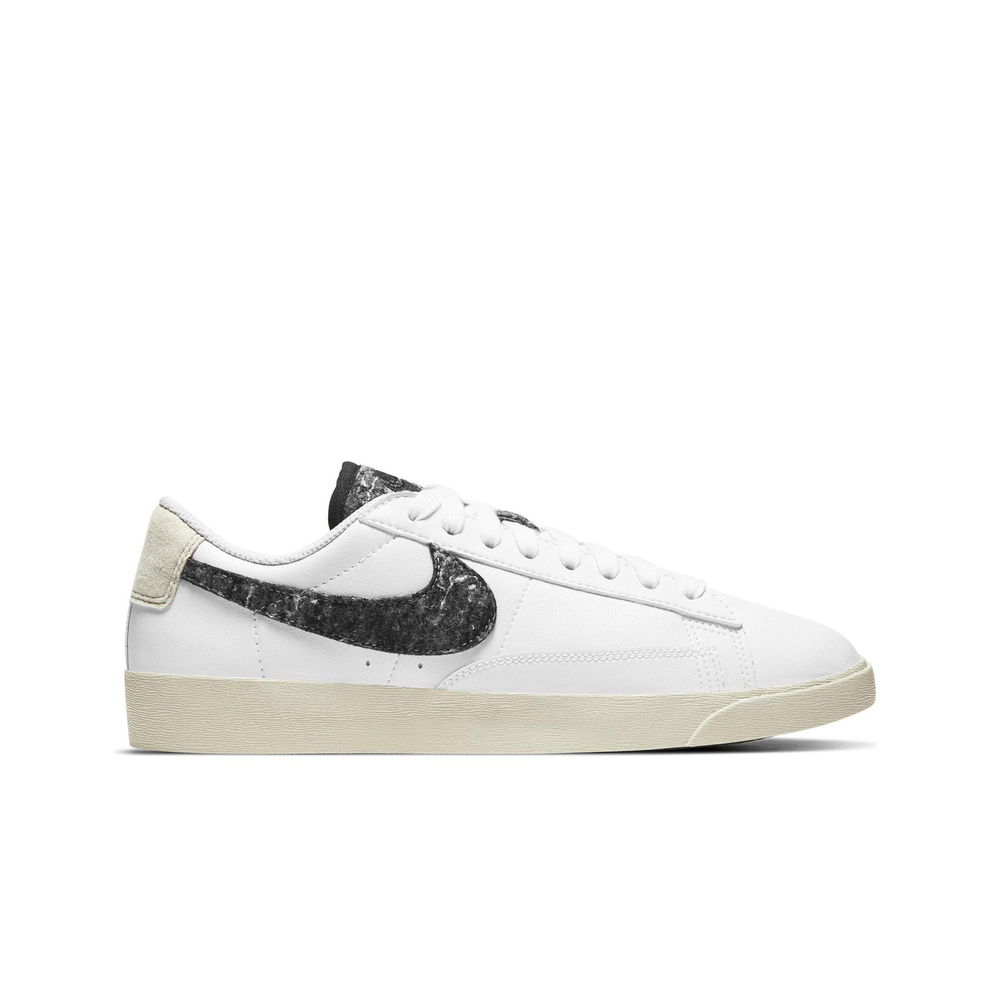 nike blazer low light bone