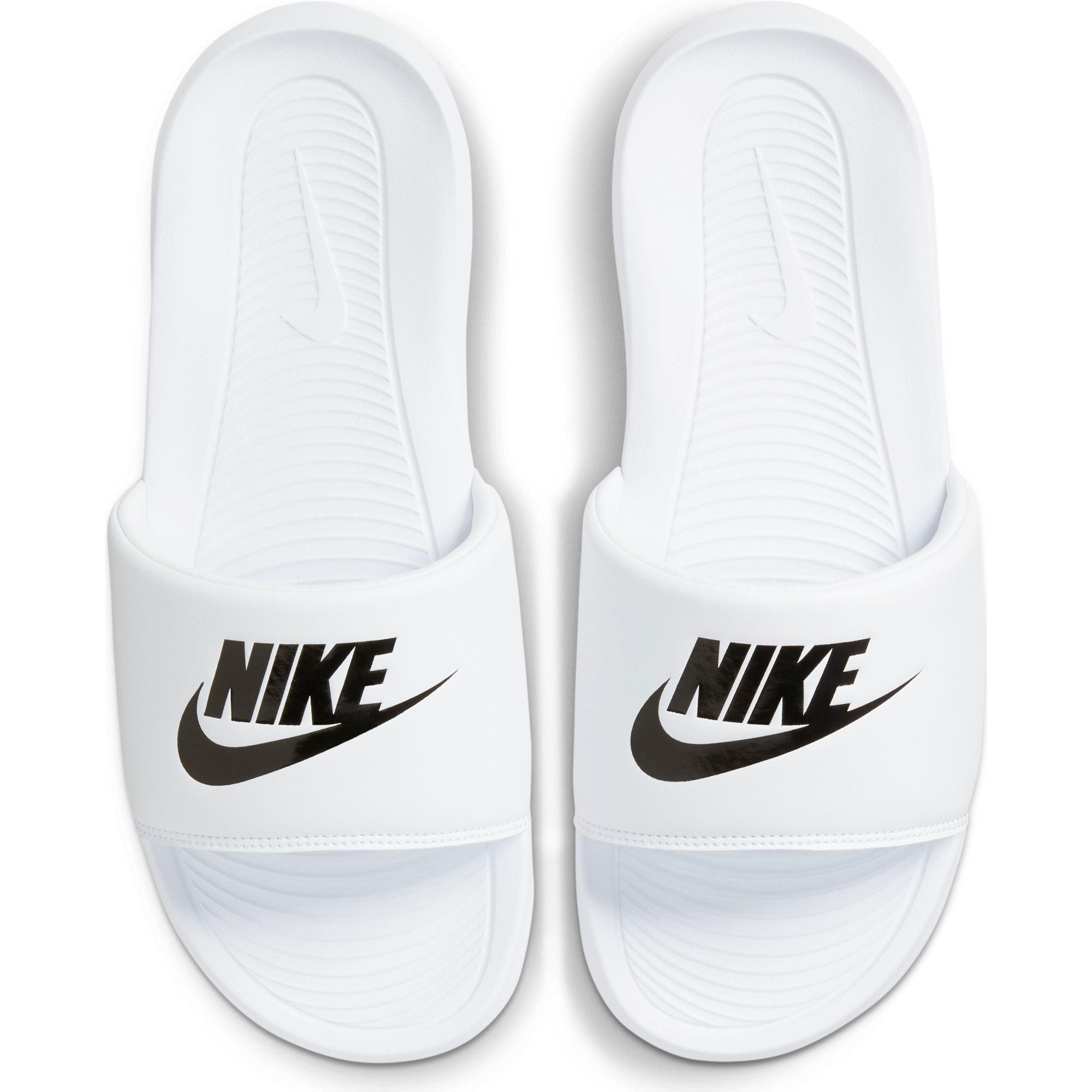 Nike slides at hibbett sports new arrivals