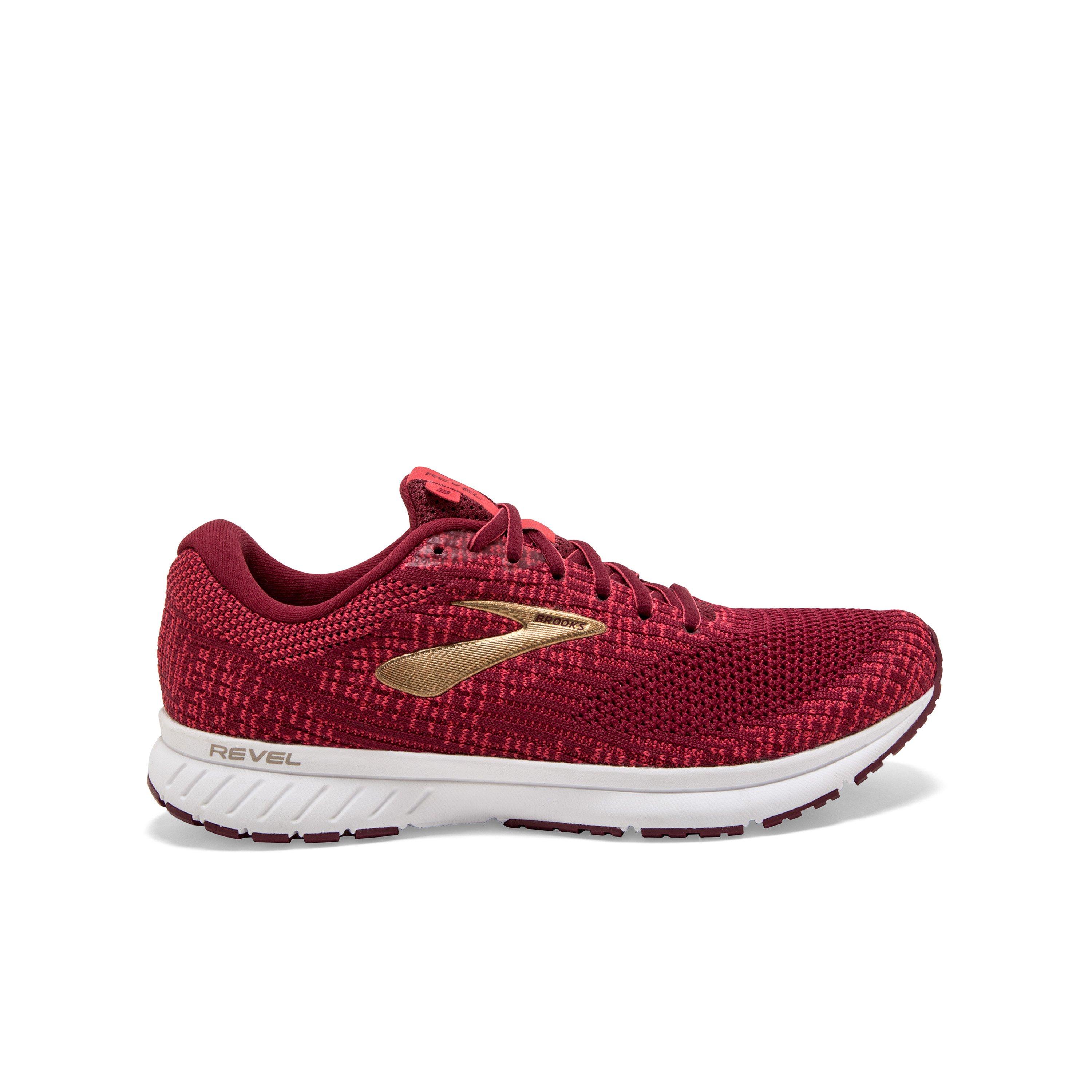 brooks running shoes clearance mens