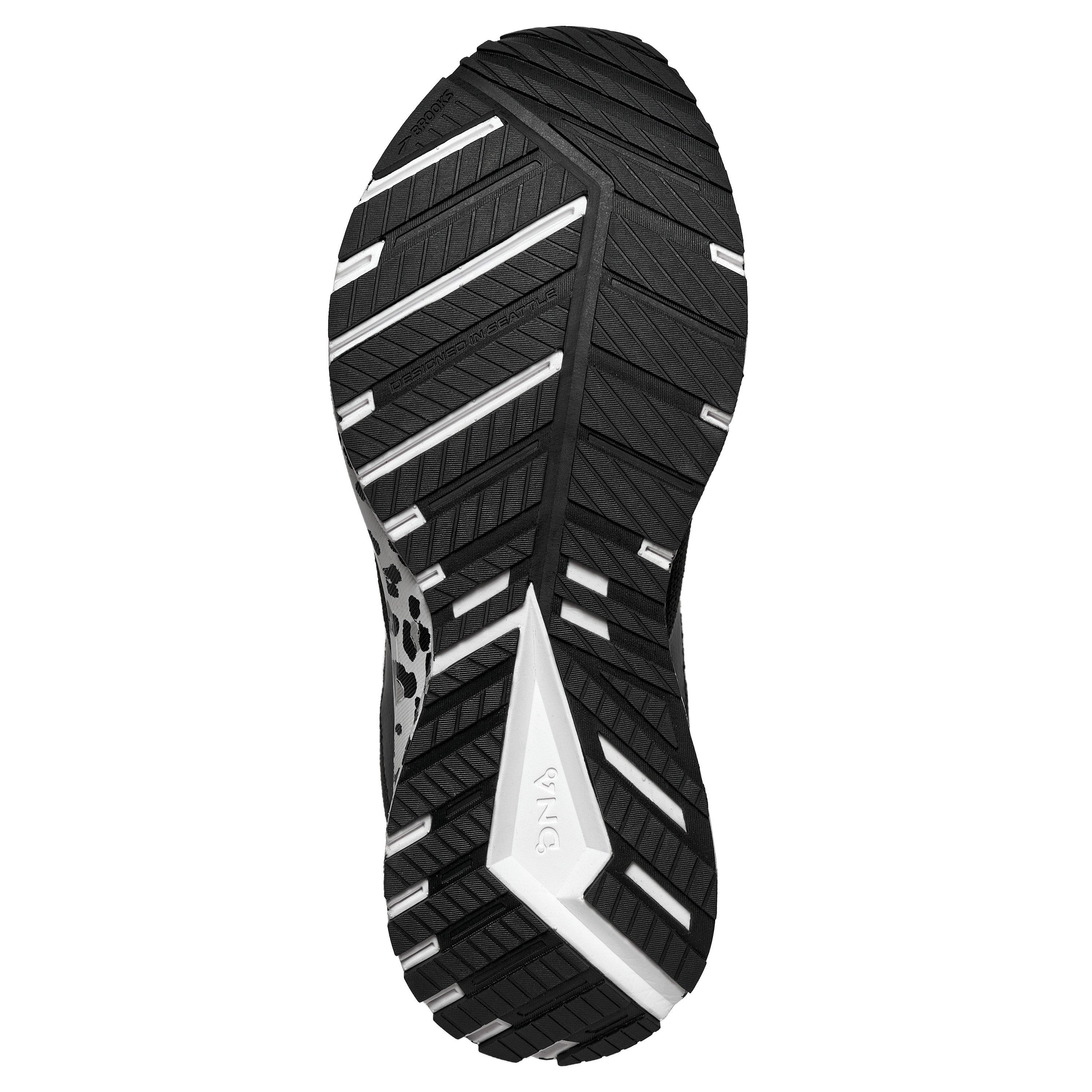 brooks snow leopard revel 4