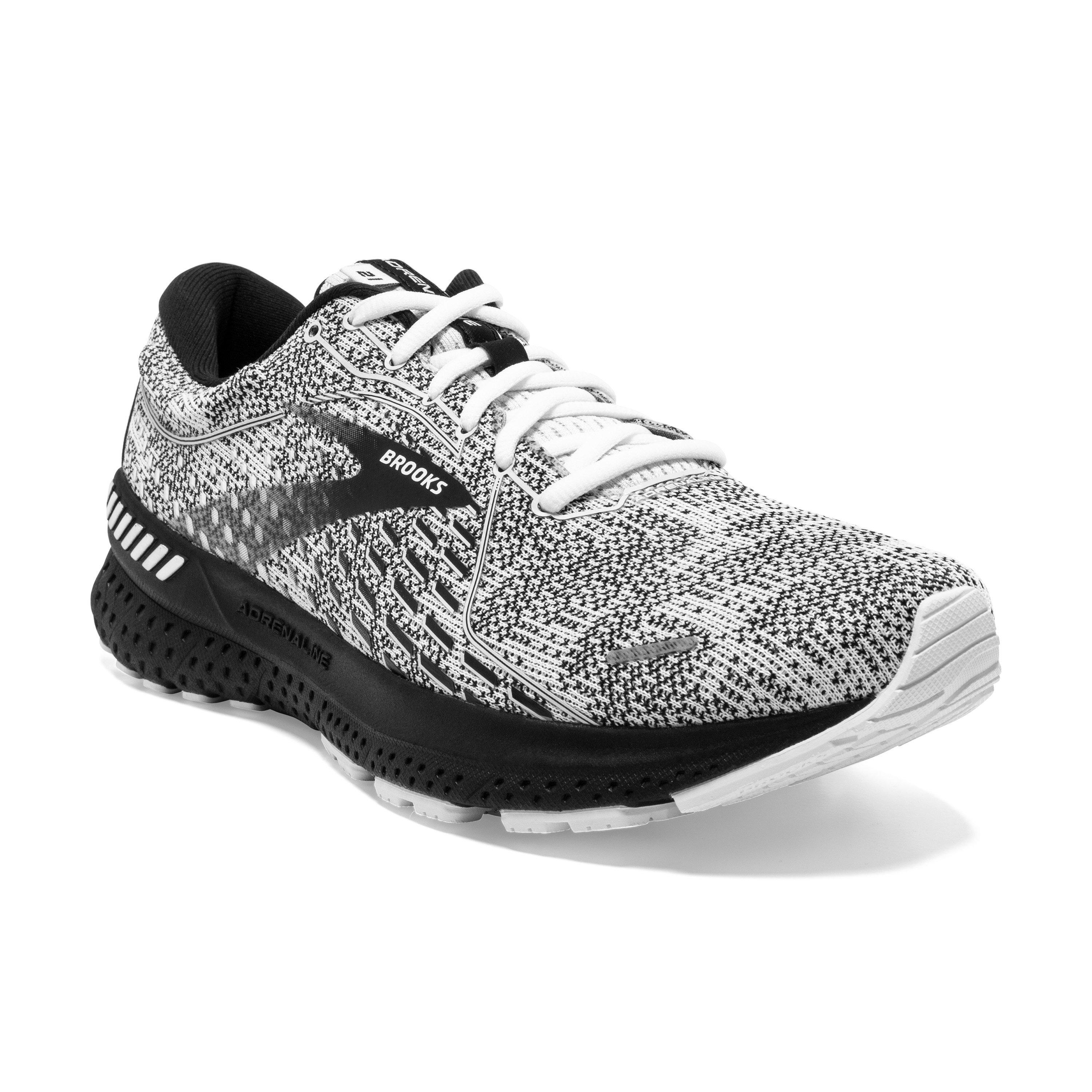 Brooks store oreo shoes