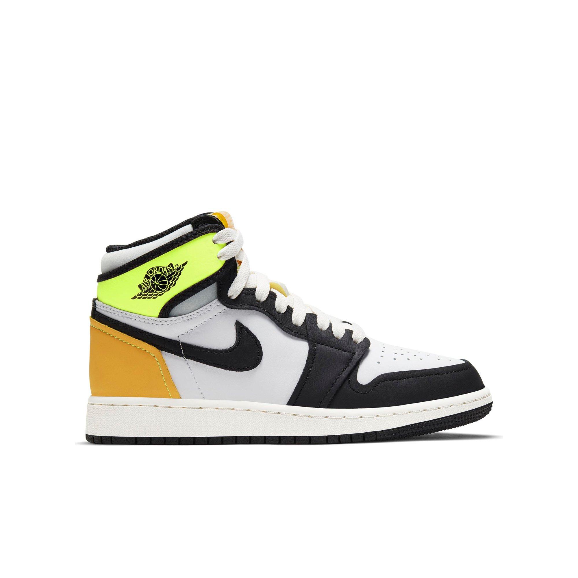 black and gold jordan 1 grade school