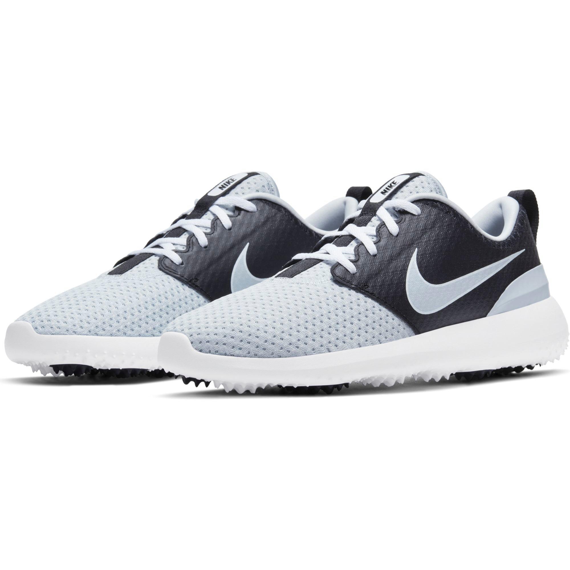 Hibbett sports roshe run sale