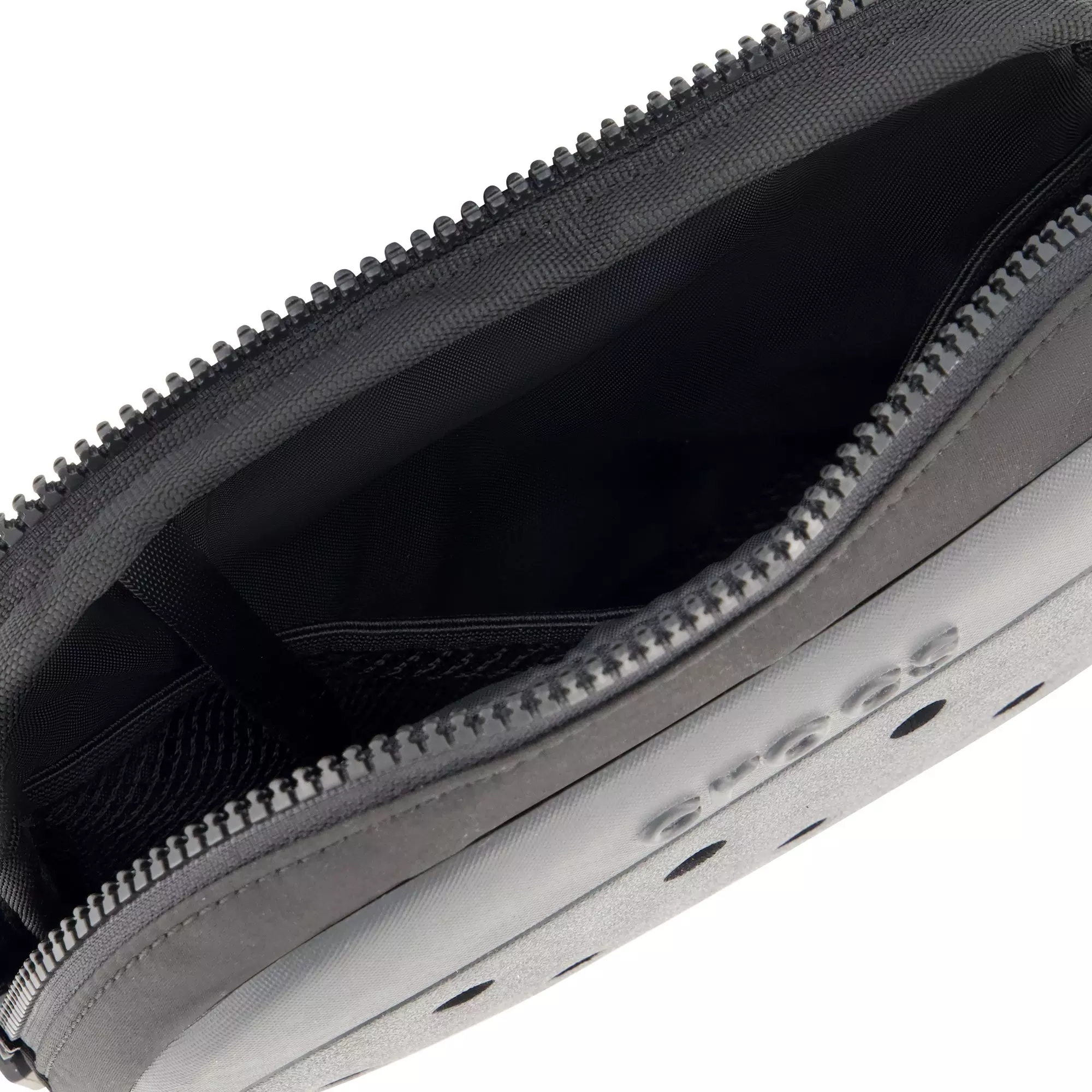 Crocs Classic Belt Style Bag - BLACK