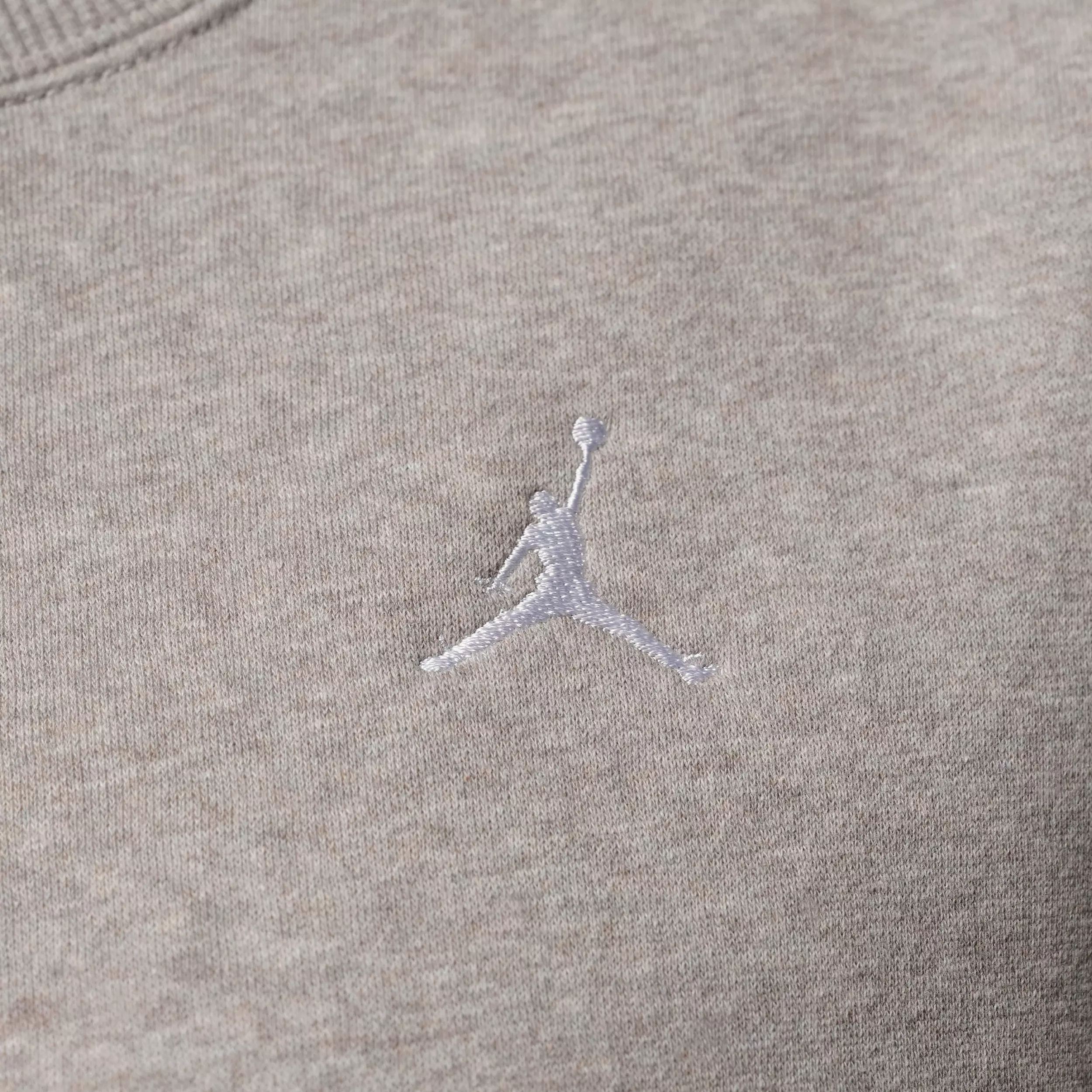 Jordan Women's Brooklyn Fleece Crew-Neck Sweatshirt -Stone - STONE