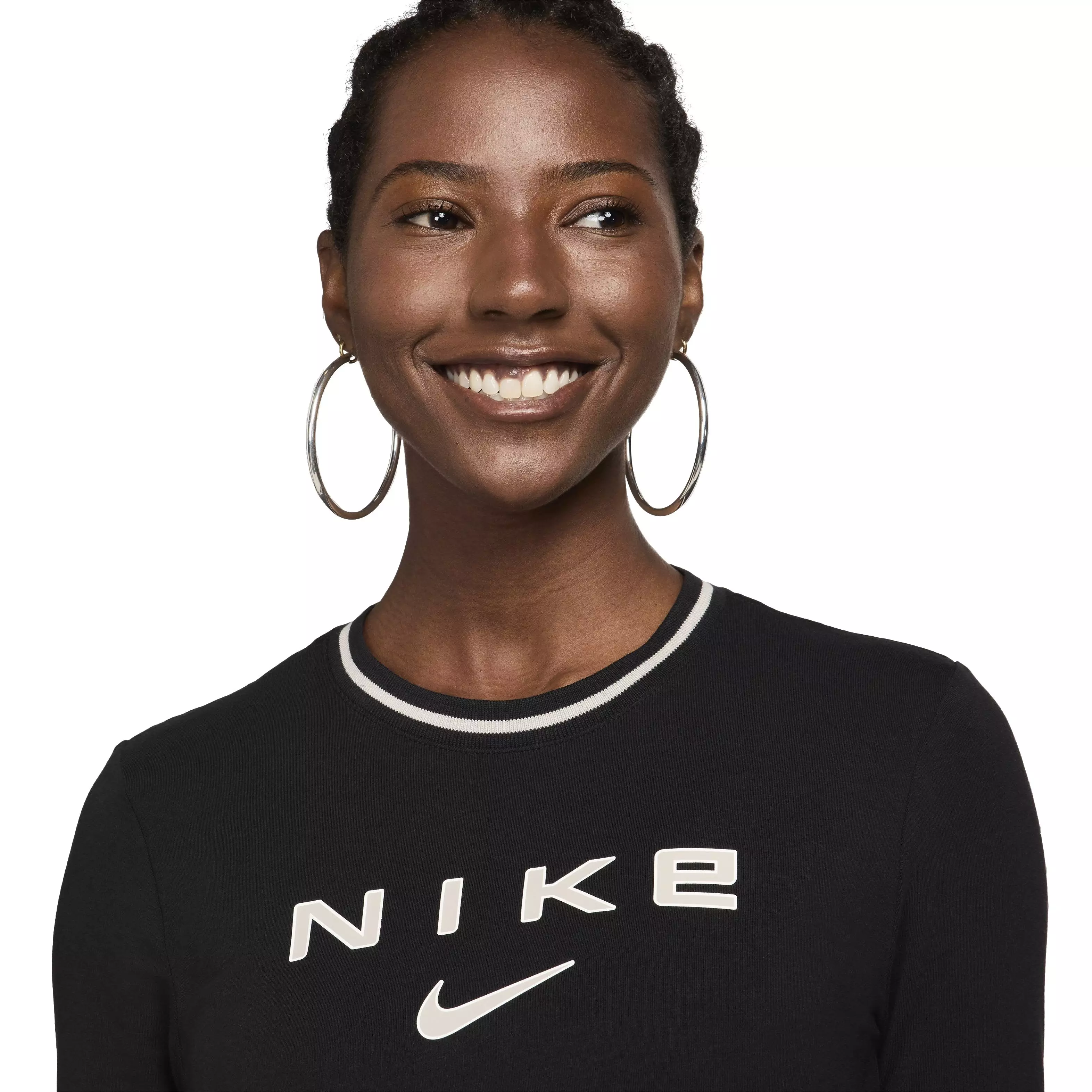 Nike Women's Sportswear Chill Knit Slim Long-Sleeve Cropped Graphic Tee - BLACK
