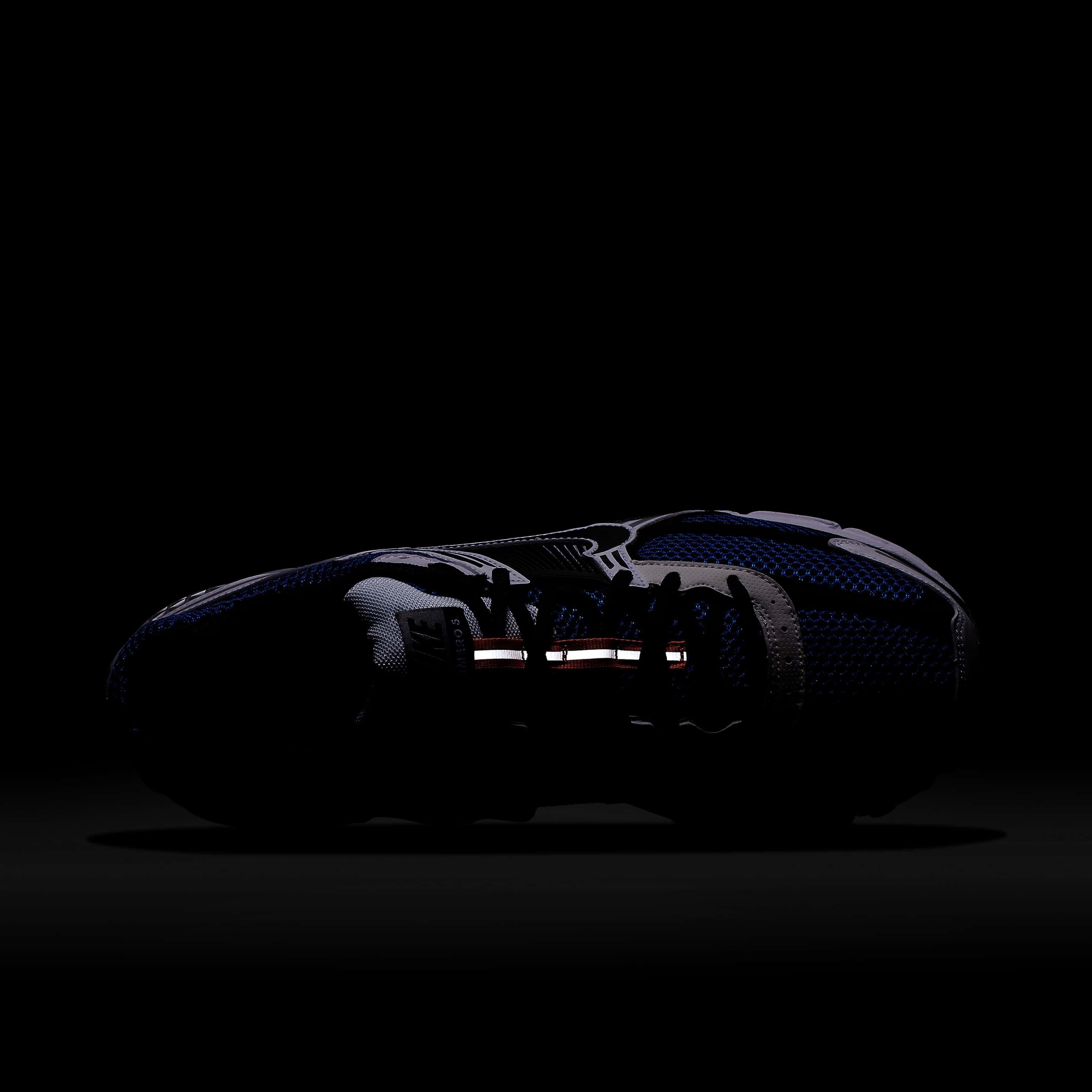 Nike Zoom Vomero 5 SE SP "White/Black/Sail/Racer Blue" Men's Shoe - WHITE/BLACK/SAIL/BLUE Thumbnail View 7