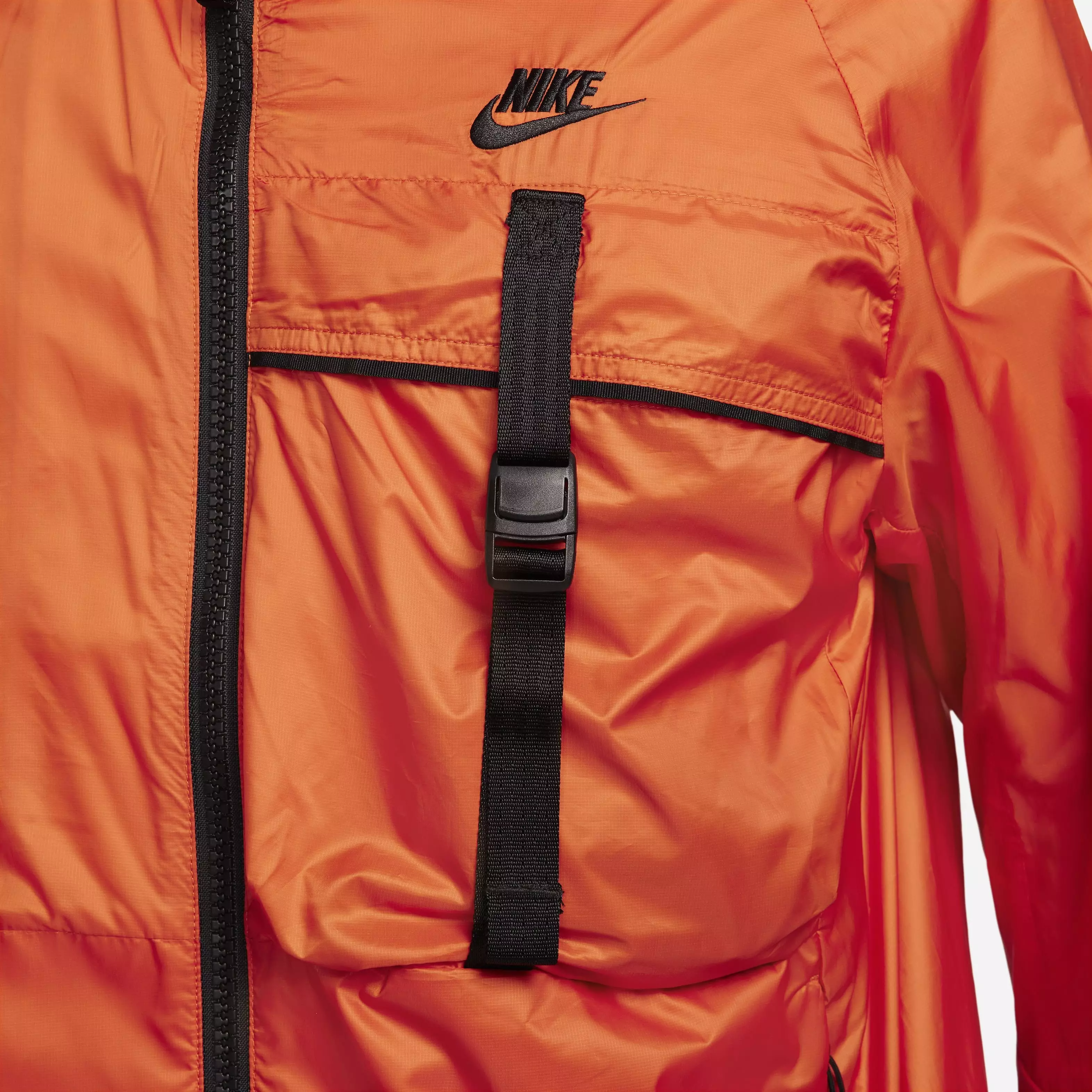 Nike Men's Sportswear Tech Woven N24 Packable Lined Jacket - ORANGE