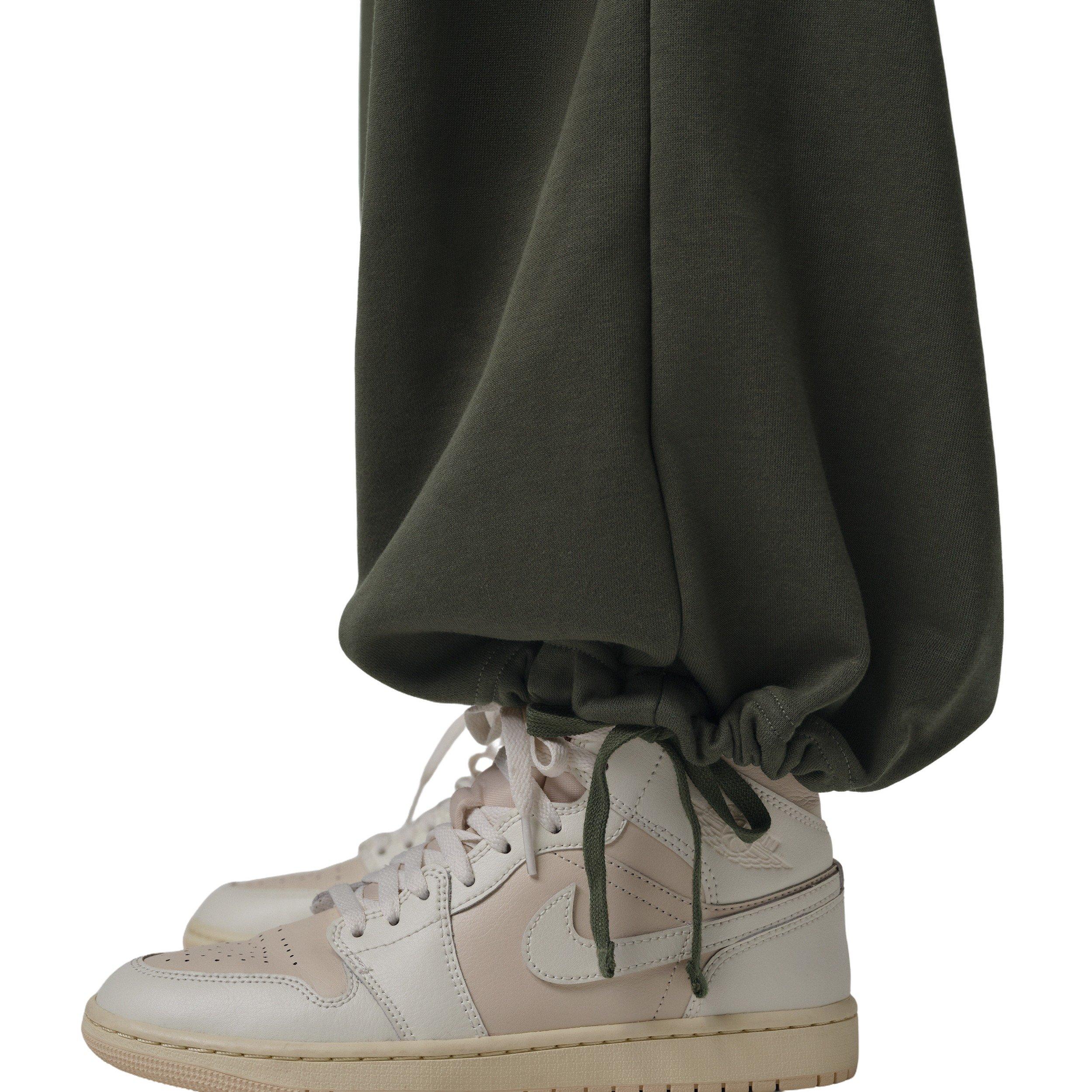 Jordan Women's Brooklyn Fleece Cargo Pants -Green - GREEN Thumbnail View 5