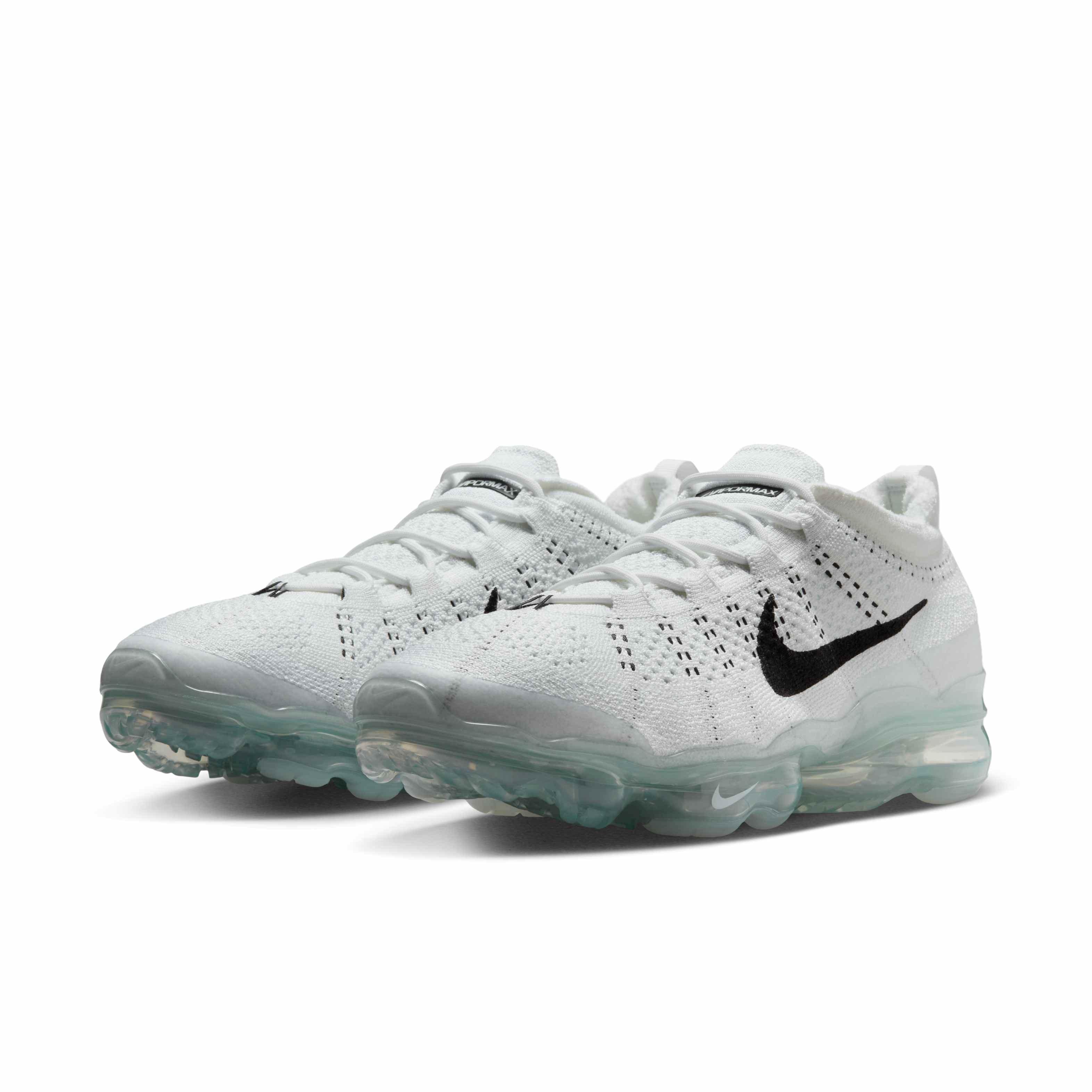 Nike Air VaporMax 2023 Flyknit "White/White/Pure Platinum/Black" Men's Shoe - WHITE/WHITE/PLATINUM/BLACK Thumbnail View 3