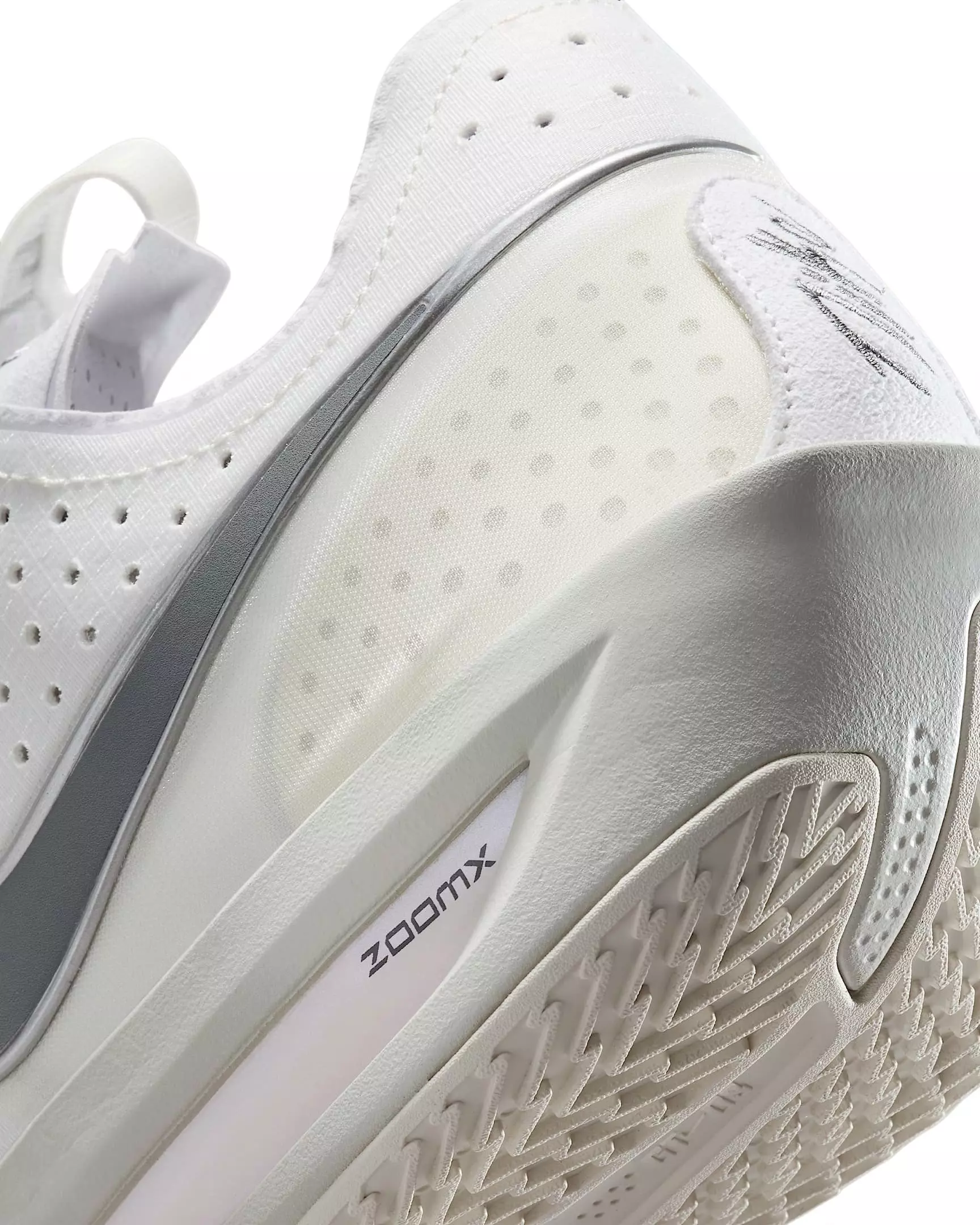 Nike G.T. Cut 3 "Sail/Light Bone/Metallic Silver/Smoke Grey" Men's Basketball Shoe - SAIL/LT BONE/SILVER/GREY