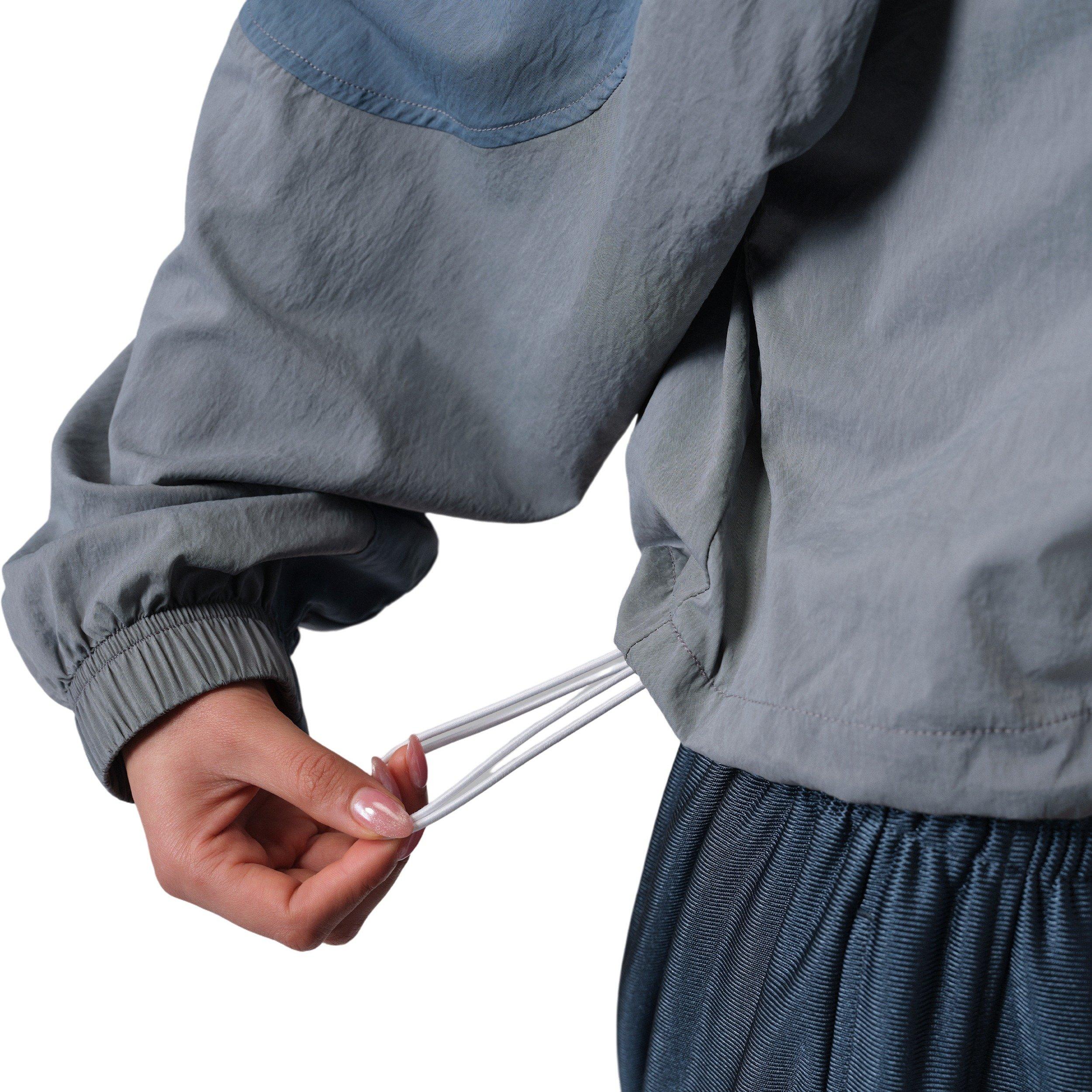 Jordan Women's Brooklyn Woven Long-Sleeve Graphic Pullover -Blue/Grey - BLUE/GREY Thumbnail View 6