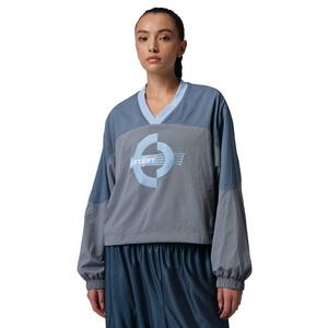Jordan Women's Brooklyn Woven Long-Sleeve Graphic Pullover -Blue/Grey